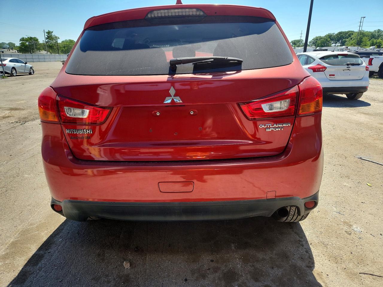 2017 Mitsubishi Outlander Sport Es Красный vin: JA4AP3AU6HZ031371