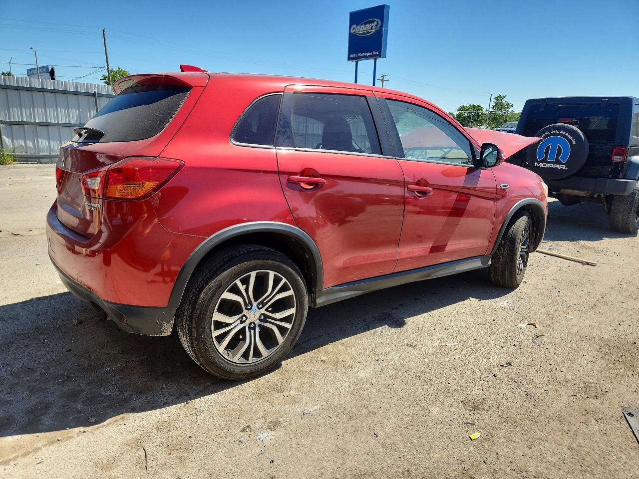 2017 Mitsubishi Outlander Sport Es Красный vin: JA4AP3AU6HZ031371