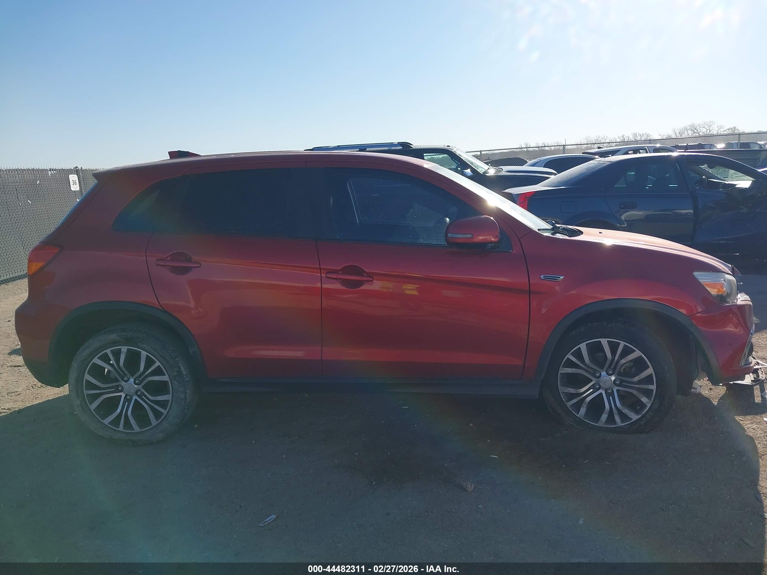 2019 Mitsubishi Outlander Sport 2.0 Es Red vin: JA4AP3AU7KU009173