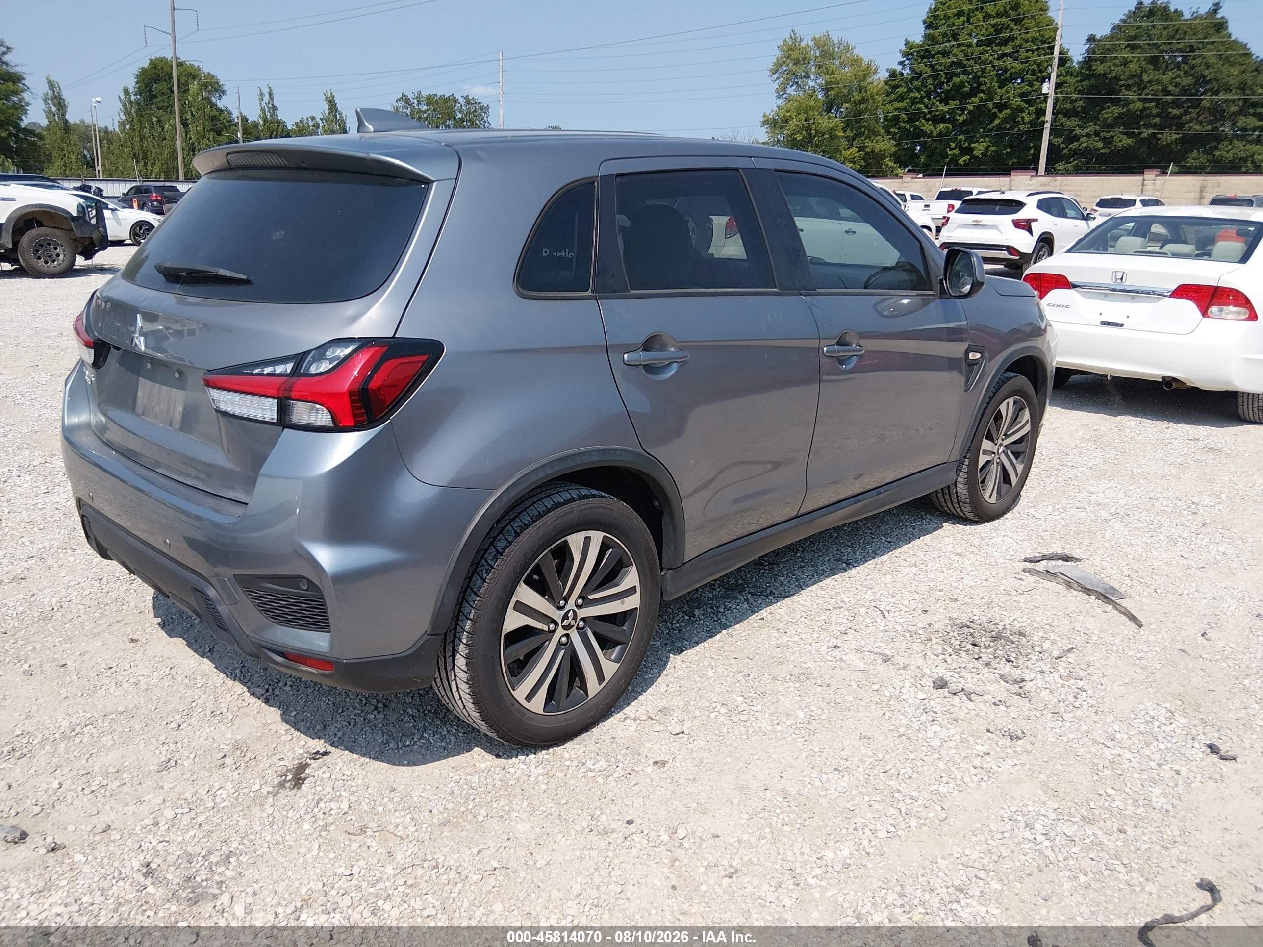 2020 Mitsubishi Outlander Sport 2.0 Es Silver vin: JA4AP3AU7LU001317
