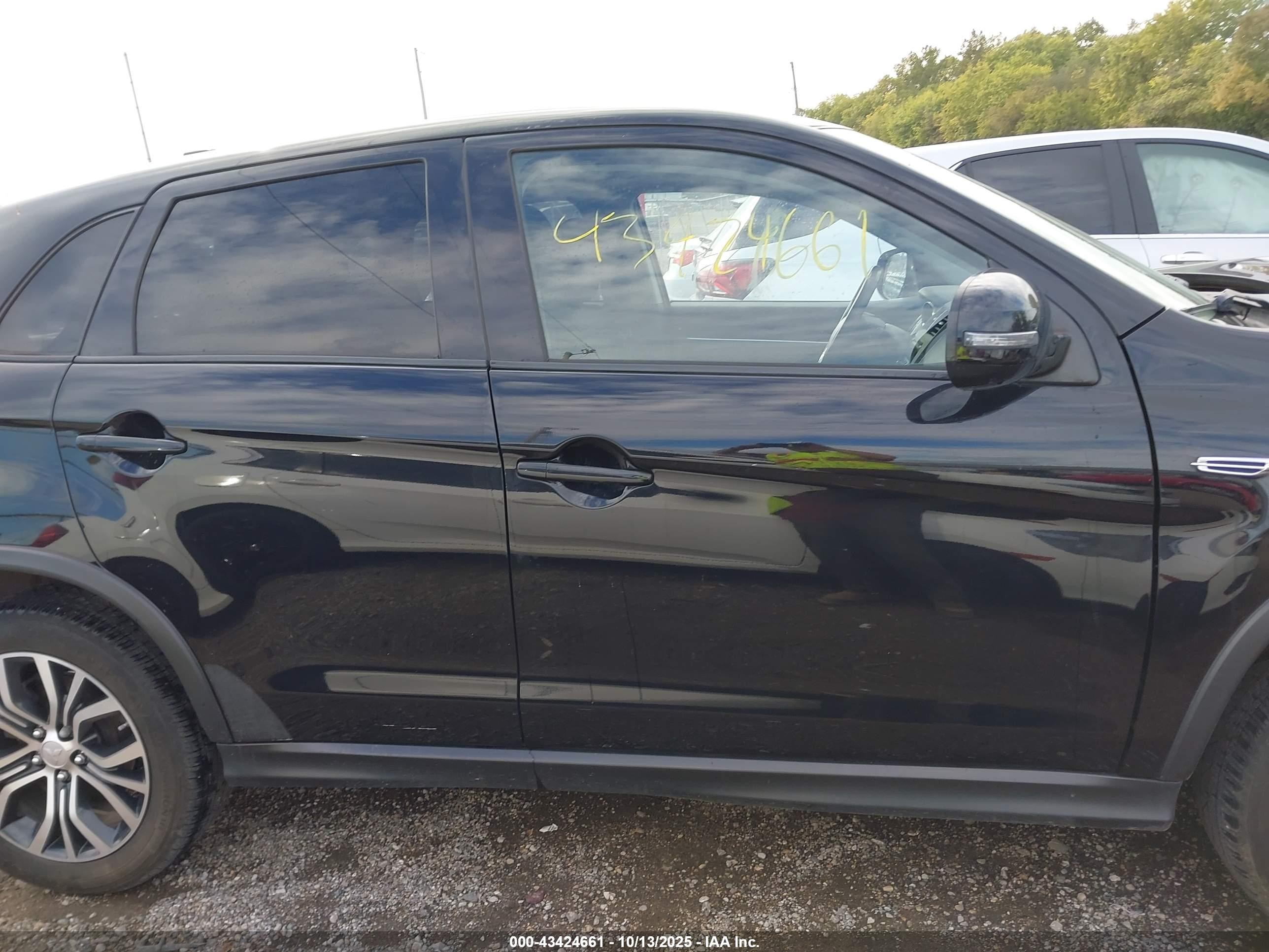 2017 Mitsubishi Outlander Sport 2.0 Es/2.0 Le Черный vin: JA4AP3AU8HZ007458