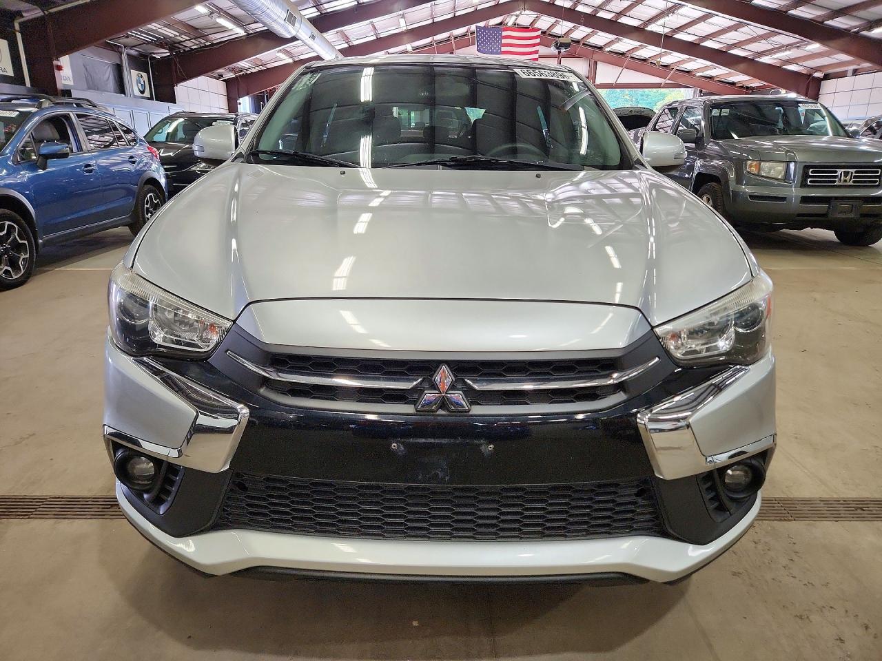 2018 Mitsubishi Outlander Sport Es Silver vin: JA4AP3AU9JZ001173