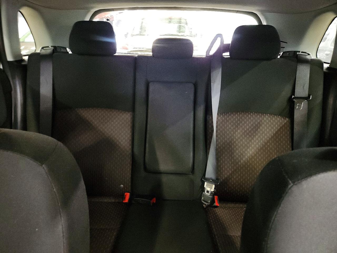 2018 Mitsubishi Outlander Sport Es Silver vin: JA4AP3AU9JZ001173