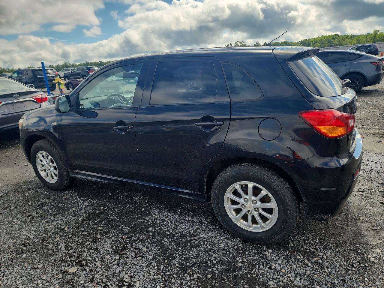 2011 Mitsubishi Outlander Sport Es Gray vin: JA4AP3AUXBZ012264