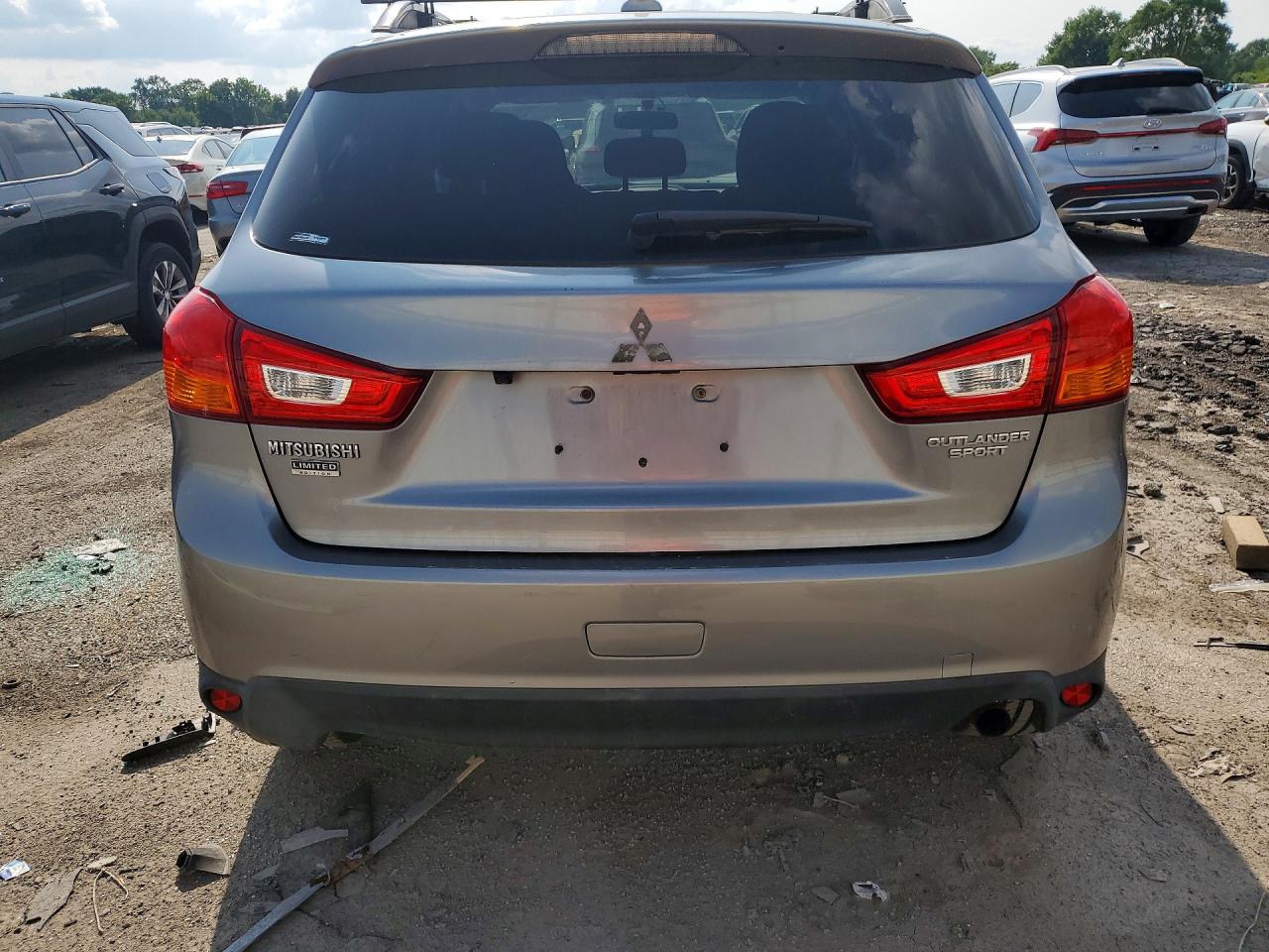 2017 Mitsubishi Outlander Sport Es Silver vin: JA4AP3AUXHZ036265