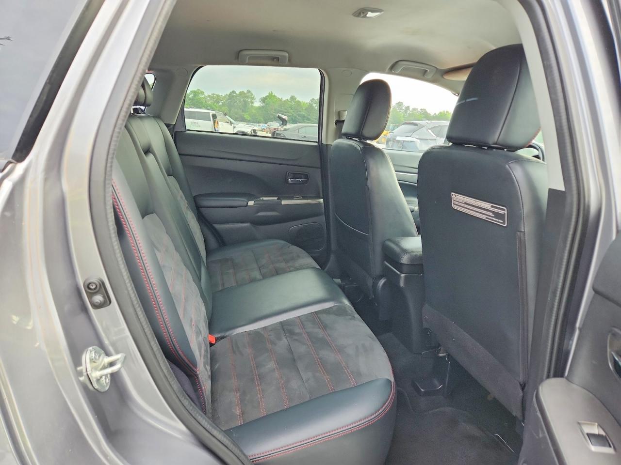 2018 Mitsubishi Outlander Sport Es Gray vin: JA4AP3AW1JZ036694