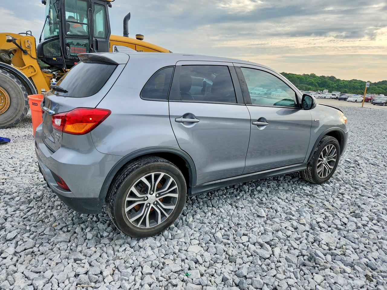 2018 Mitsubishi Outlander Sport Es Gray vin: JA4AP3AW1JZ036694