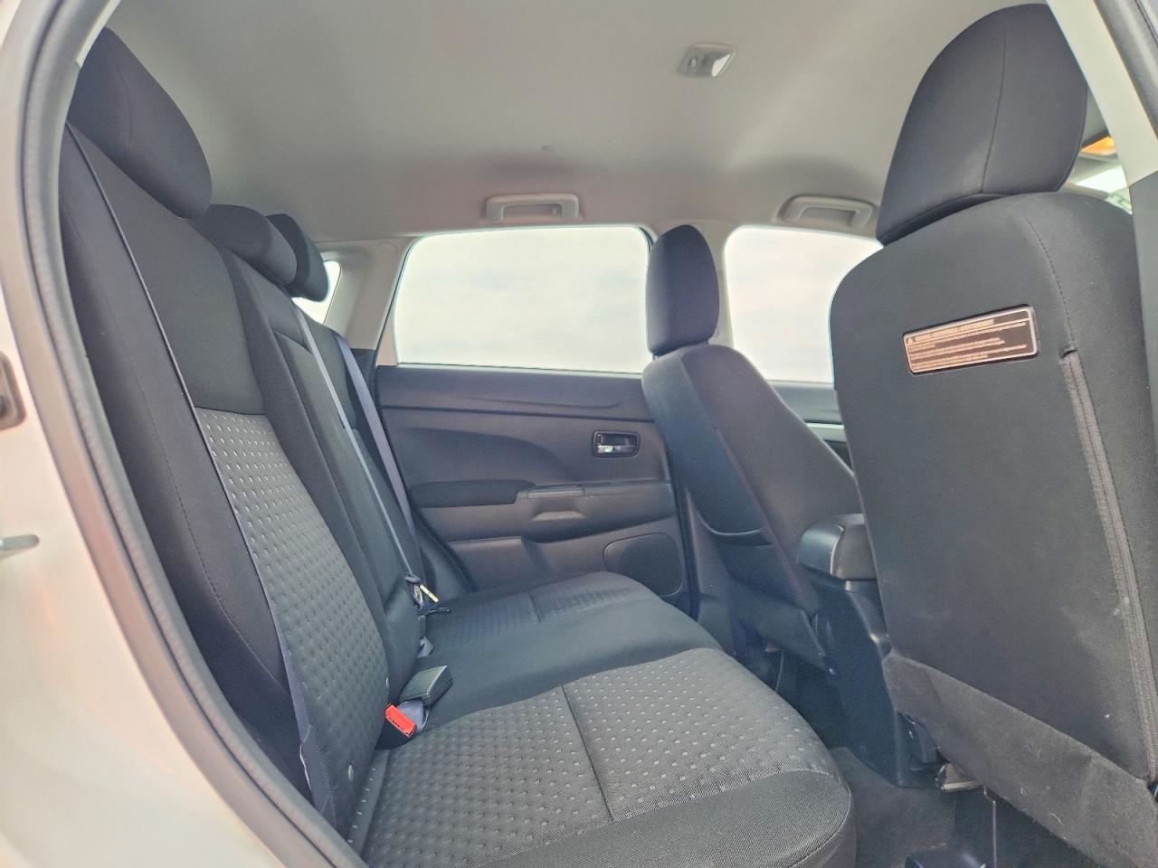 2012 Mitsubishi Outlander Sport Se Белый vin: JA4AP4AU1CZ003590