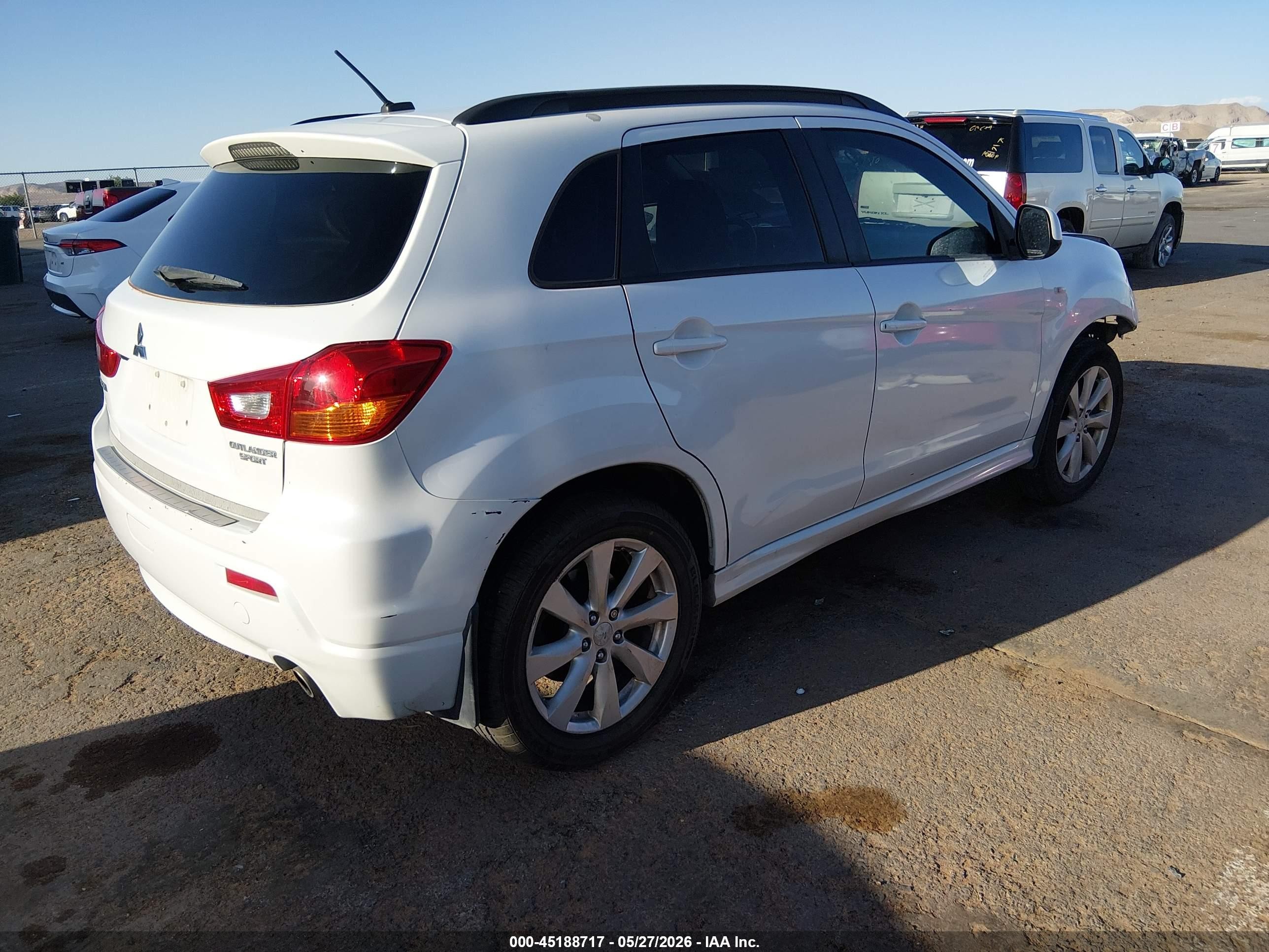 2012 Mitsubishi Outlander Sport Se White vin: JA4AP4AU2CZ011455