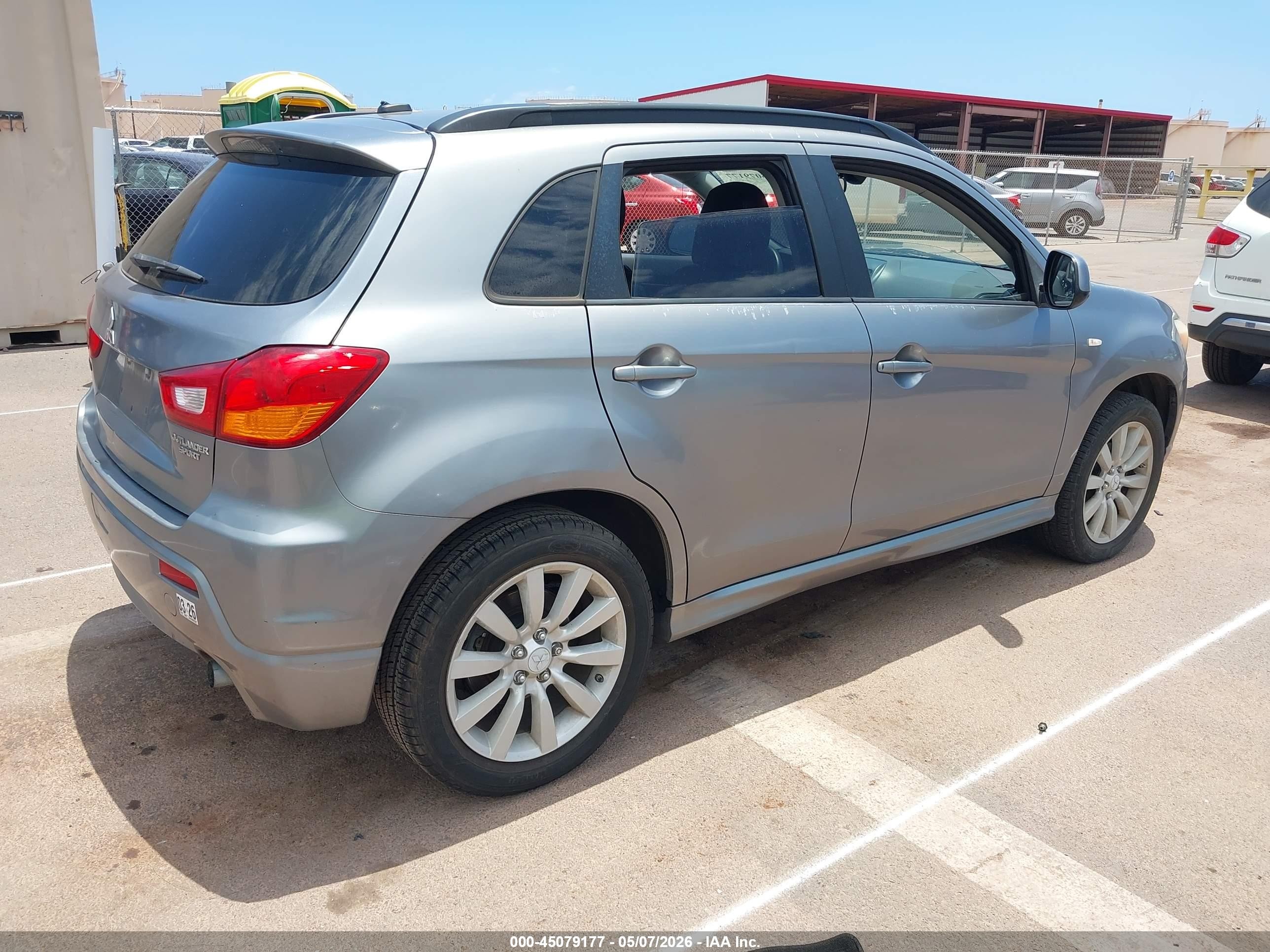 2011 Mitsubishi Outlander Sport Se Серебряный vin: JA4AP4AU3BZ023287