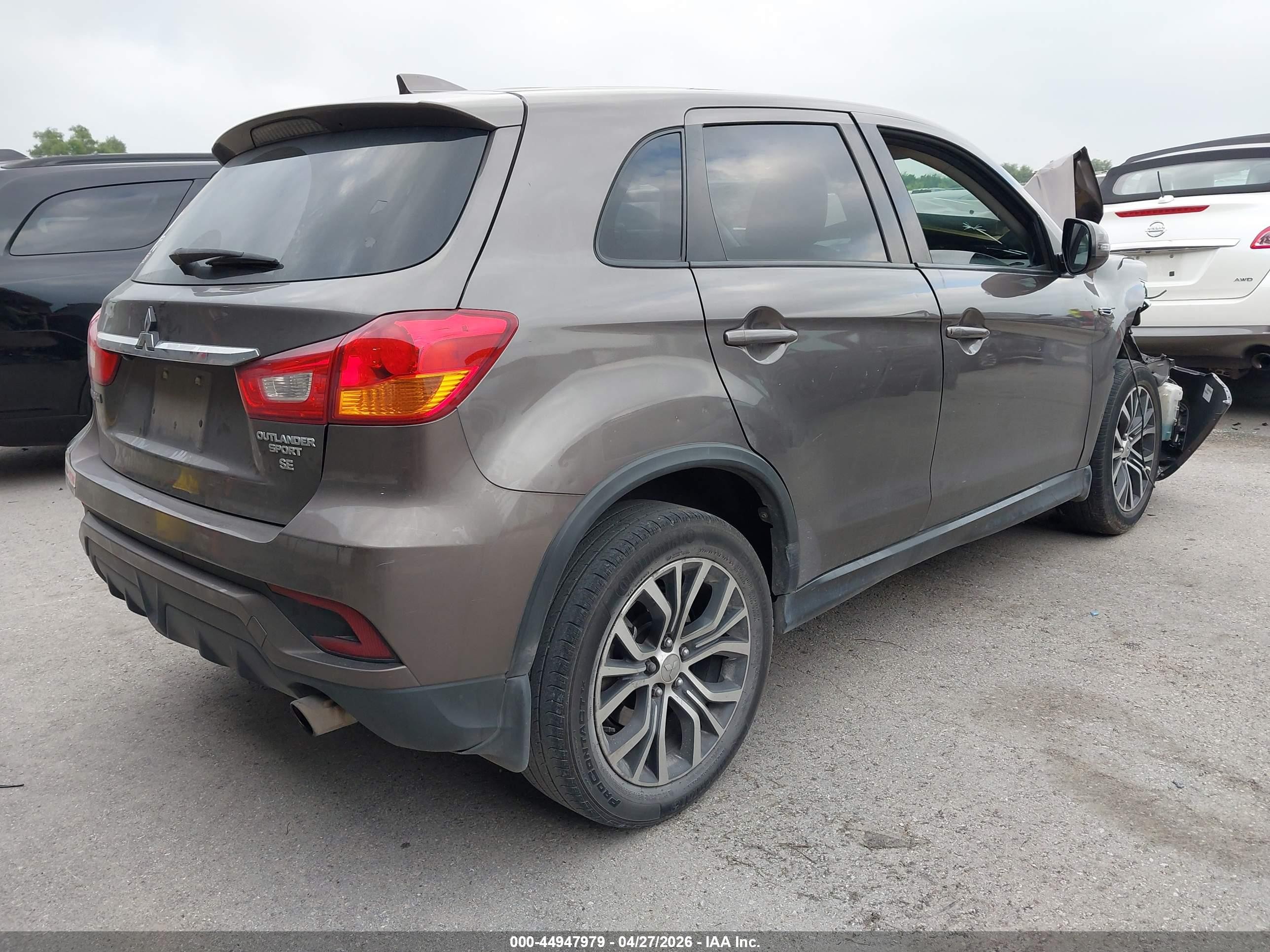 2019 Mitsubishi Outlander Sport 2.0 Se Бежевый vin: JA4AP4AU3KU015557