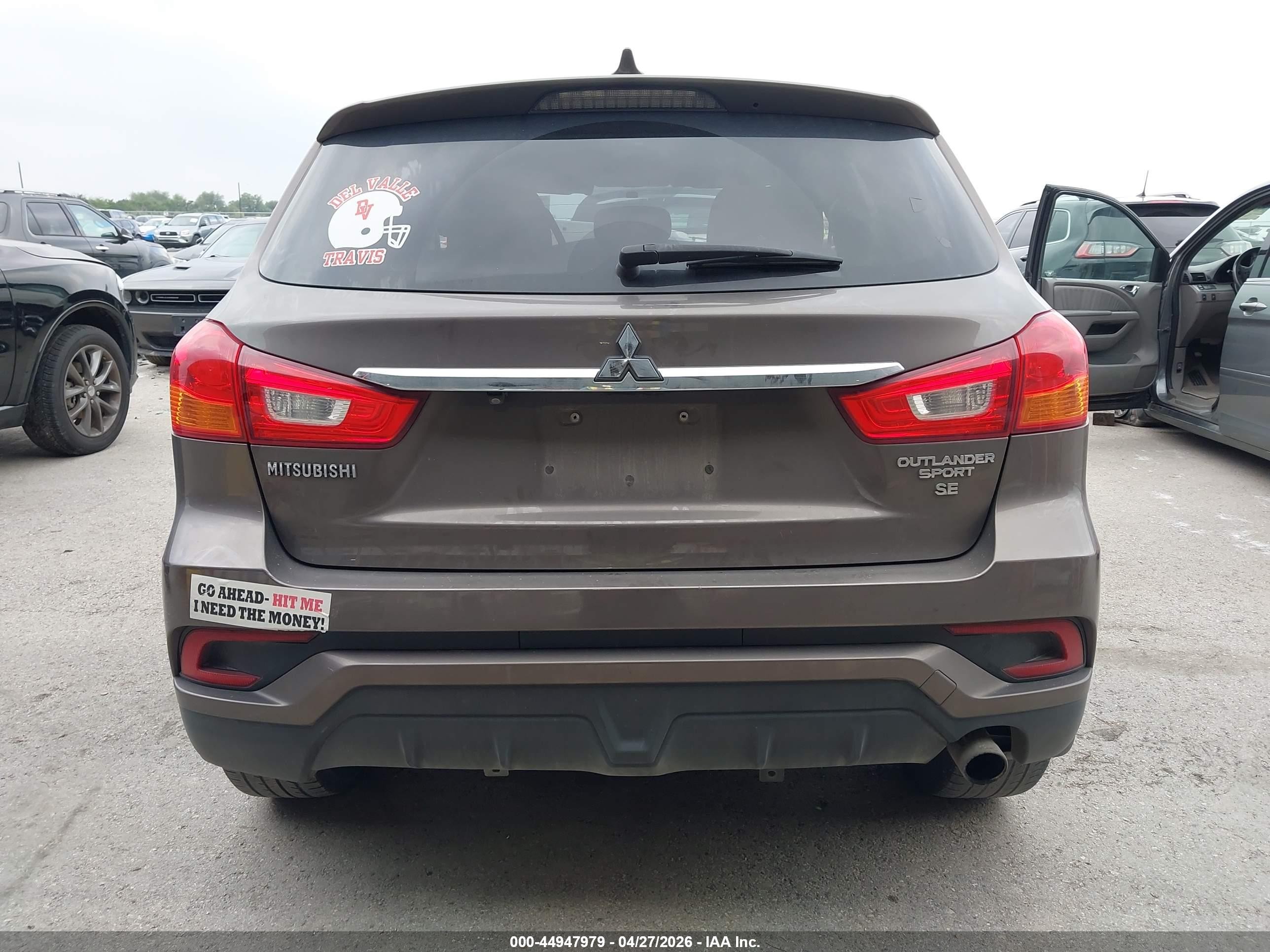 2019 Mitsubishi Outlander Sport 2.0 Se Бежевый vin: JA4AP4AU3KU015557