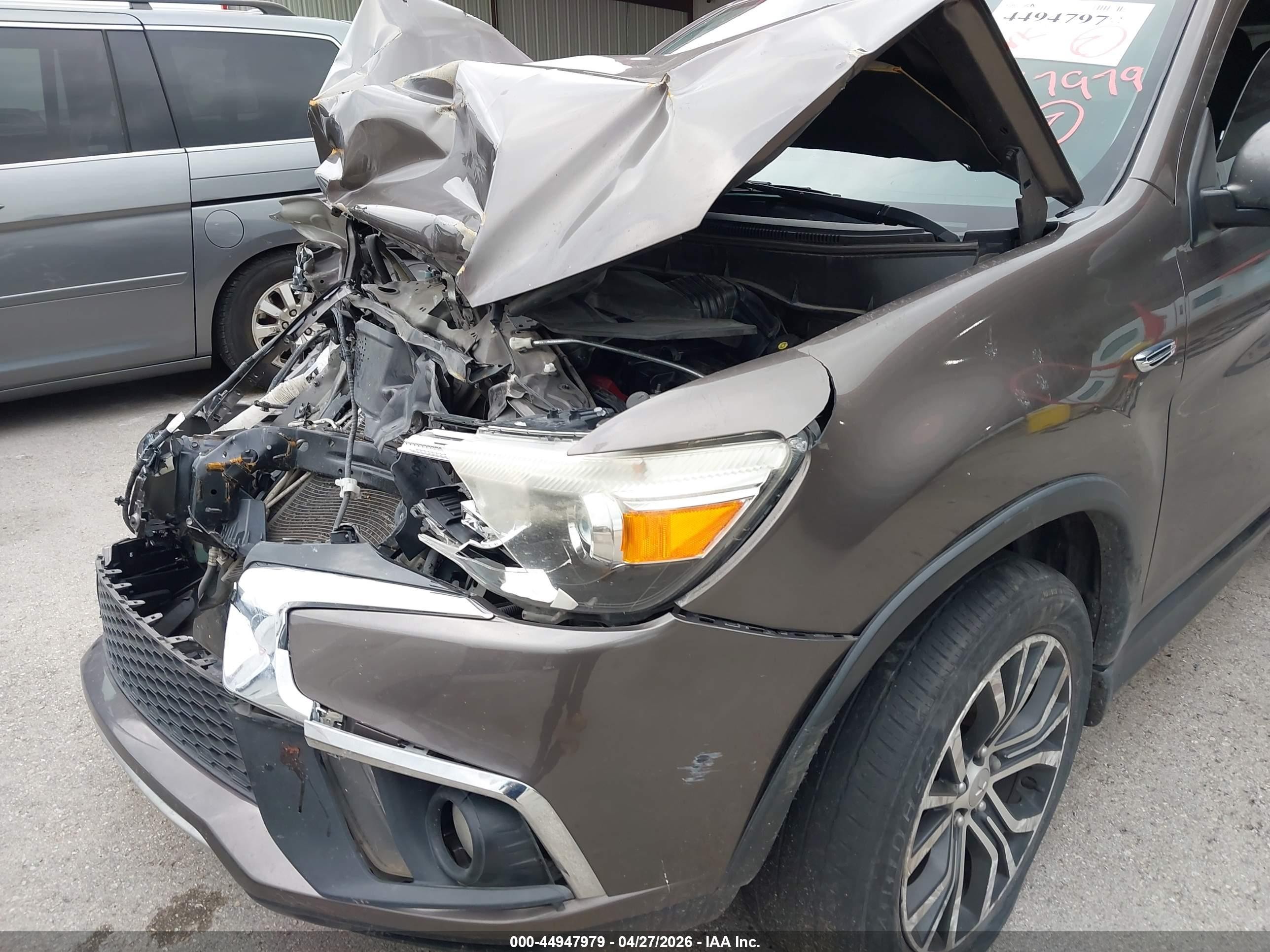 2019 Mitsubishi Outlander Sport 2.0 Se Бежевый vin: JA4AP4AU3KU015557