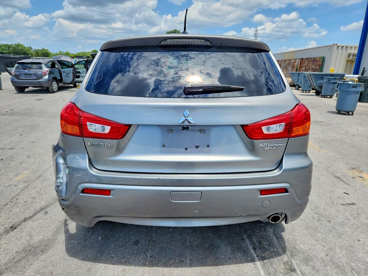 2012 Mitsubishi Outlander Sport Se Silver vin: JA4AP4AU4CZ008251