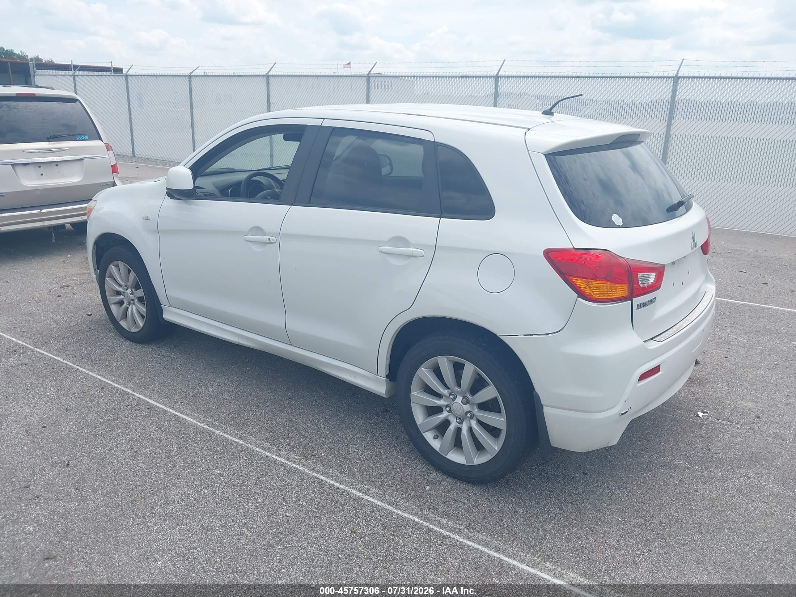 2011 Mitsubishi Outlander Sport Se White vin: JA4AP4AU7BZ005634