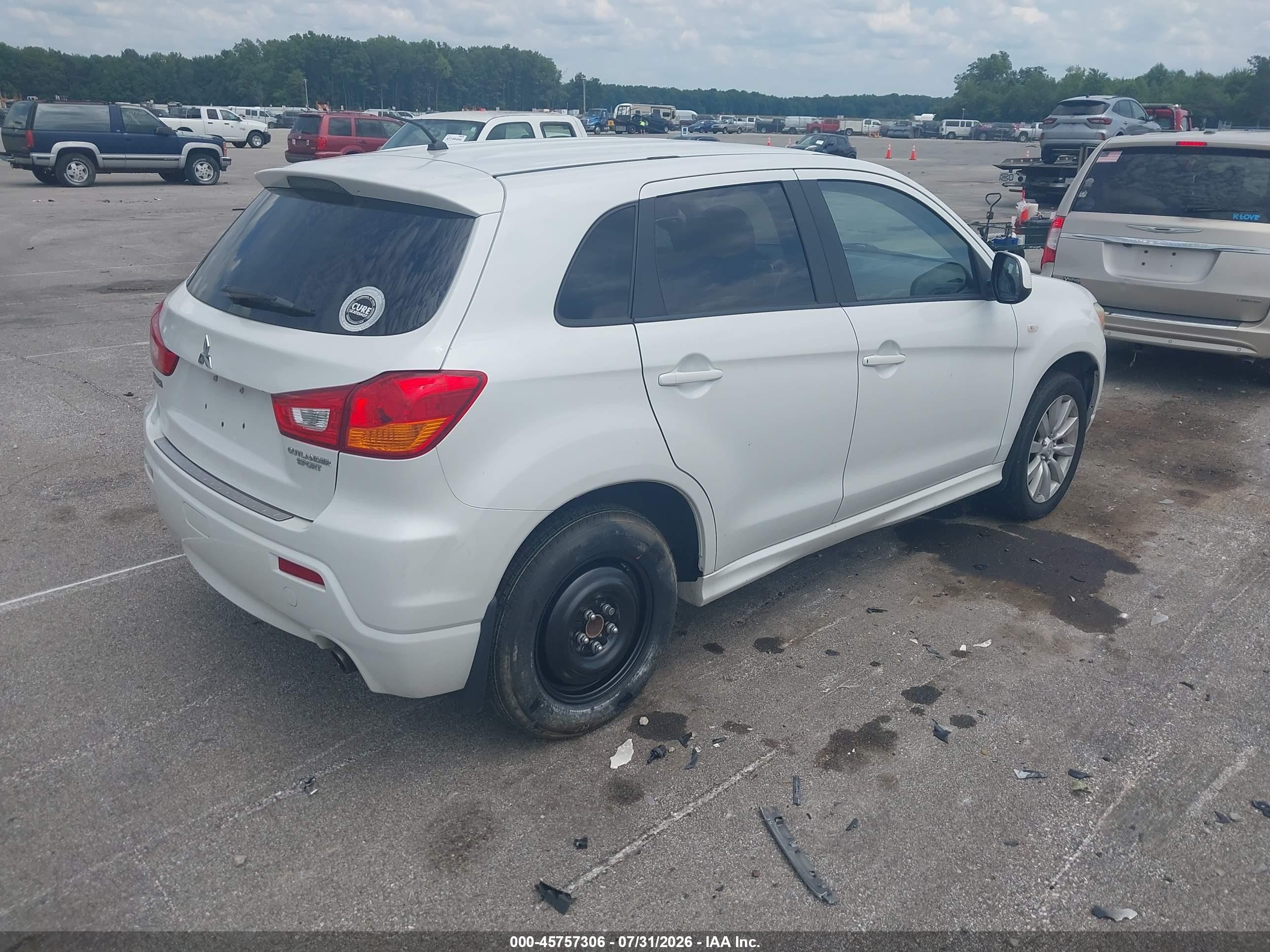 2011 Mitsubishi Outlander Sport Se White vin: JA4AP4AU7BZ005634