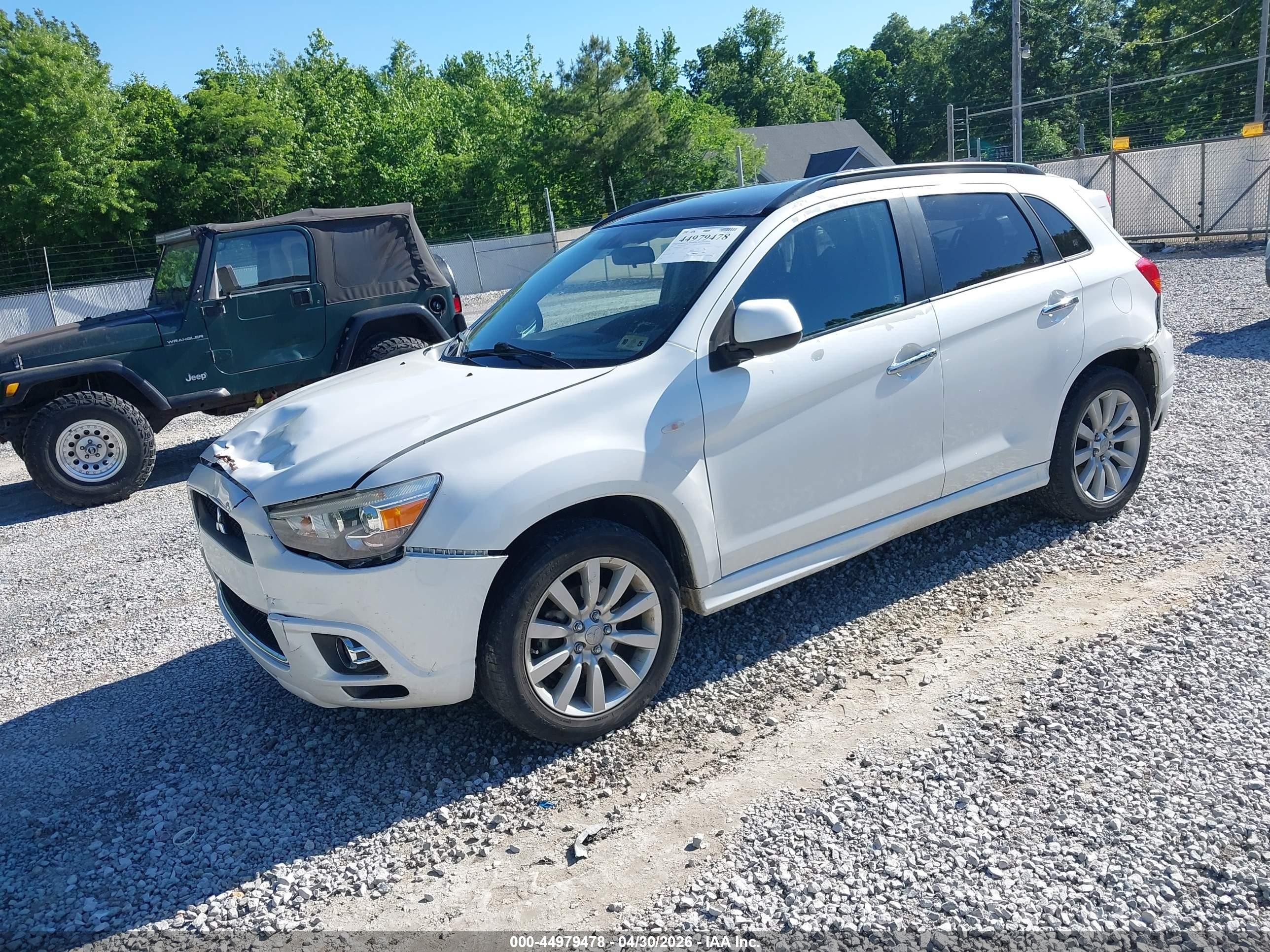 2011 Mitsubishi Outlander Sport Se White vin: JA4AP4AU7BZ013717
