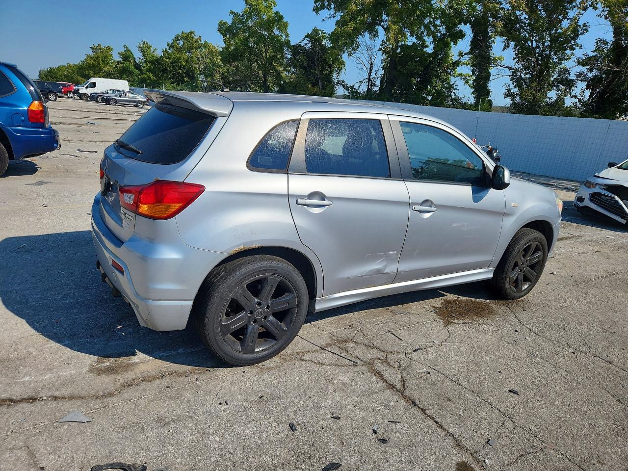 2011 Mitsubishi Outlander Sport Se Gray vin: JA4AP4AU8BZ007540