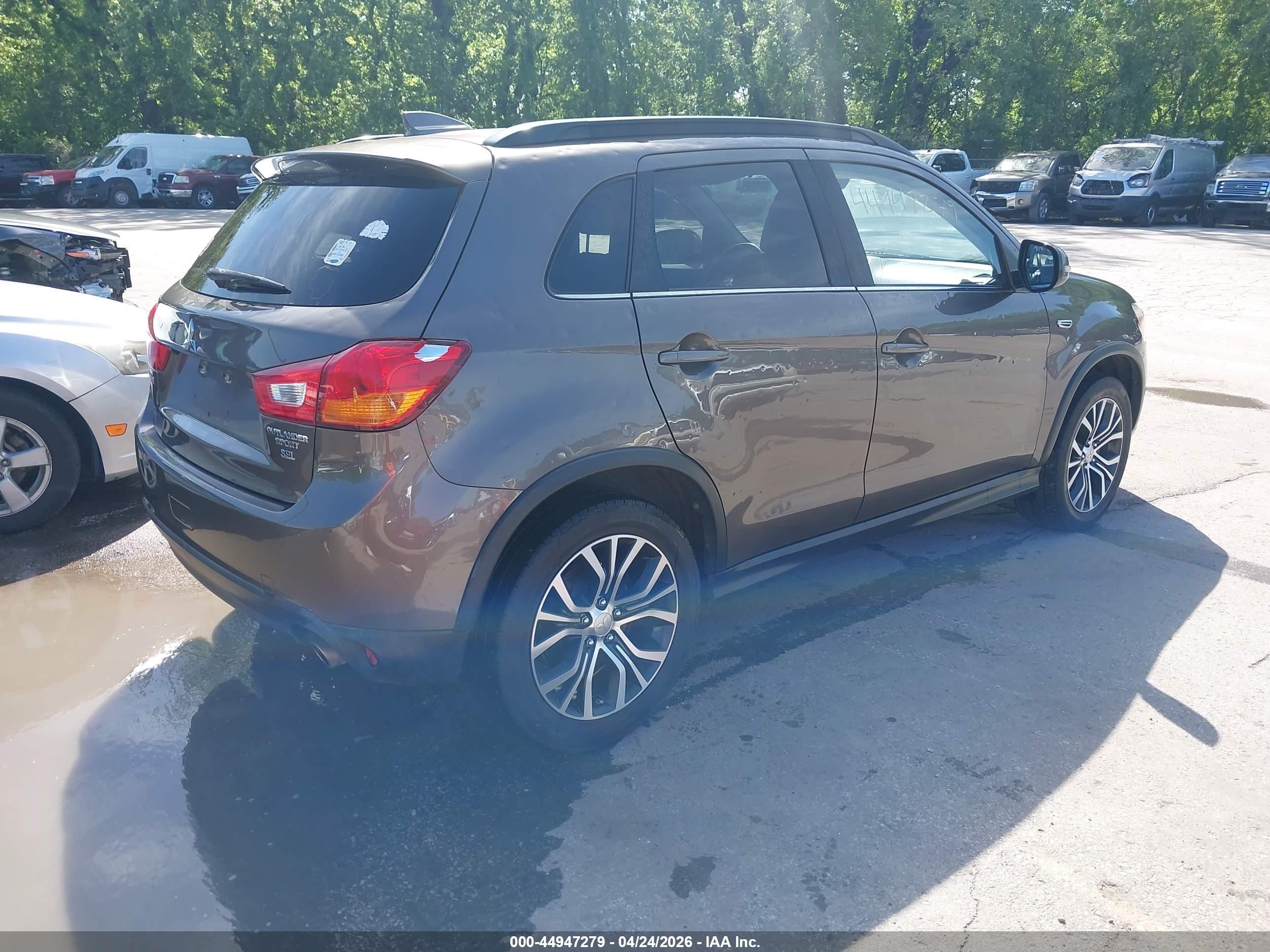 2017 Mitsubishi Outlander Sport 2.4 Sel Brown vin: JA4AP4AW2HZ048045