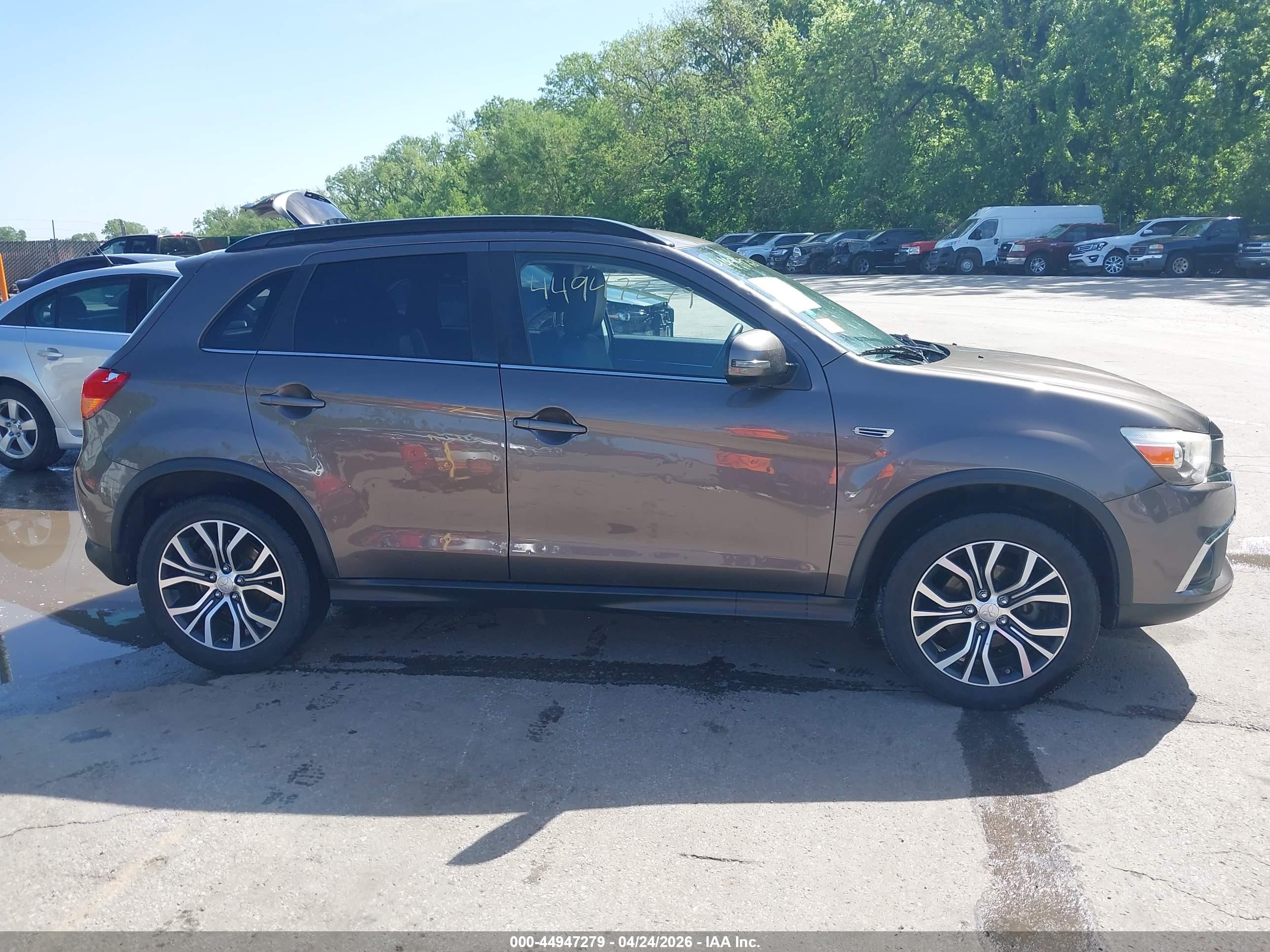 2017 Mitsubishi Outlander Sport 2.4 Sel Brown vin: JA4AP4AW2HZ048045