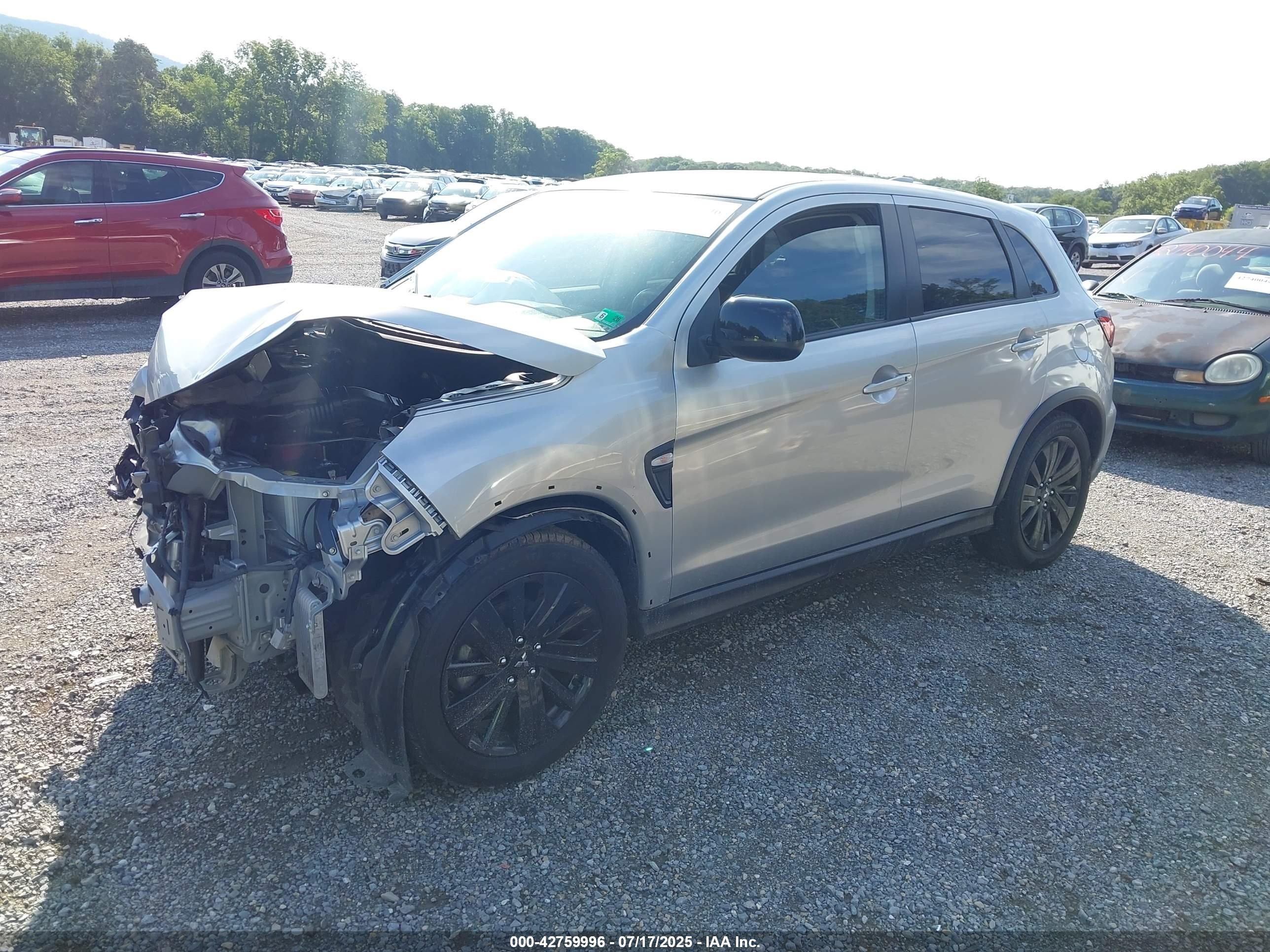 2022 Mitsubishi Outlander Sport 2.0 Le 2wd Silver vin: JA4APUAU0NU015598