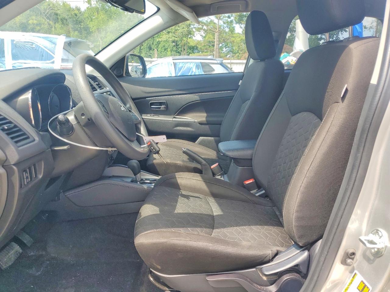 2022 Mitsubishi Outlander Sport Es Silver vin: JA4APUAU0NU016802