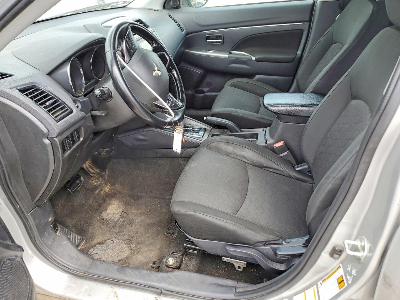 2021 Mitsubishi Outlander Sport Se Silver vin: JA4APVAU5MU025953