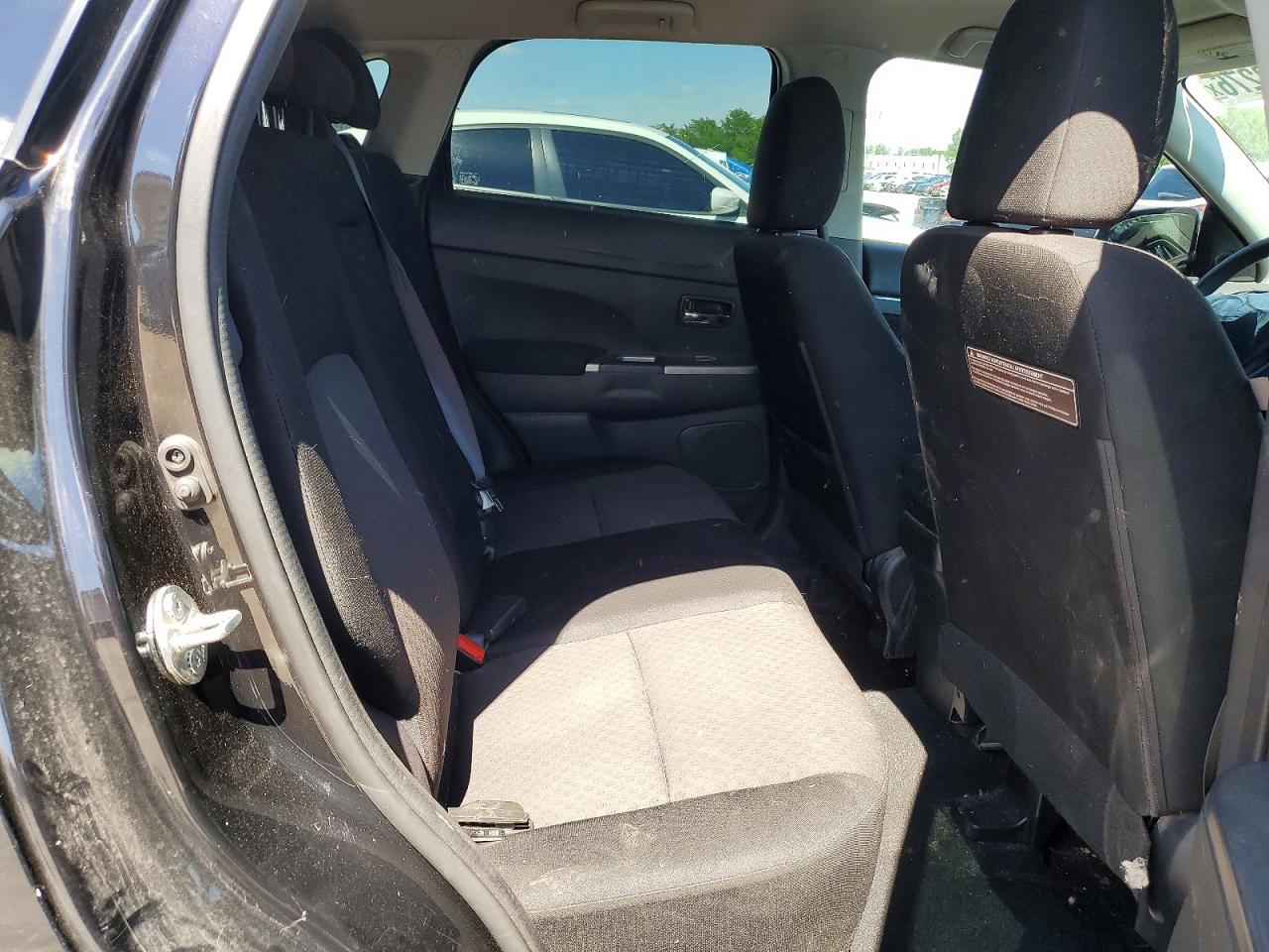 2018 Mitsubishi Outlander Sport Es Black vin: JA4AR3AU1JZ014073