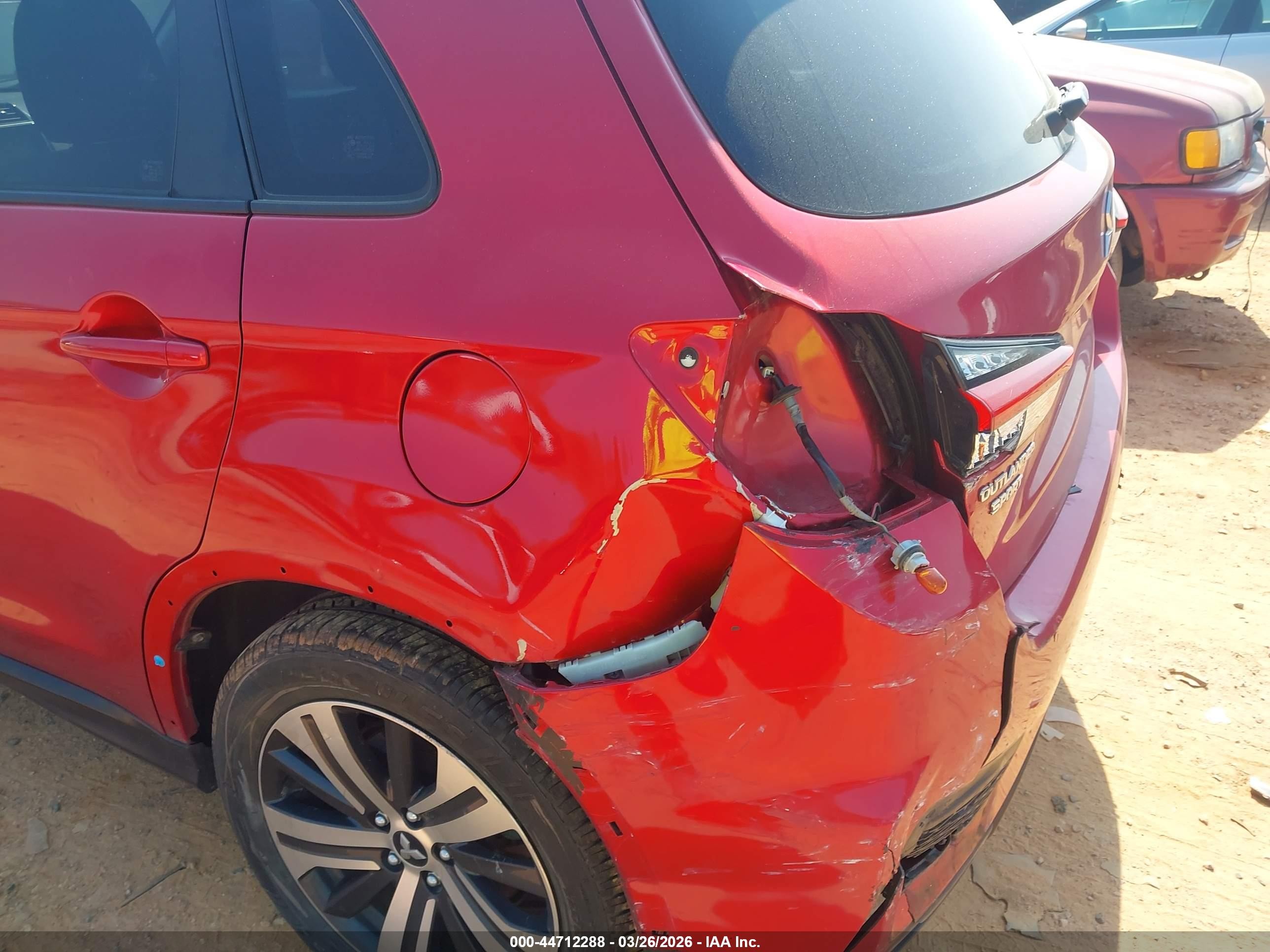 2020 Mitsubishi Outlander Sport 2.0 Be Awc/2.0 Es Awc/2.0 Se Awc/2.0 Sp Awc Красный vin: JA4AR3AU2LU010260