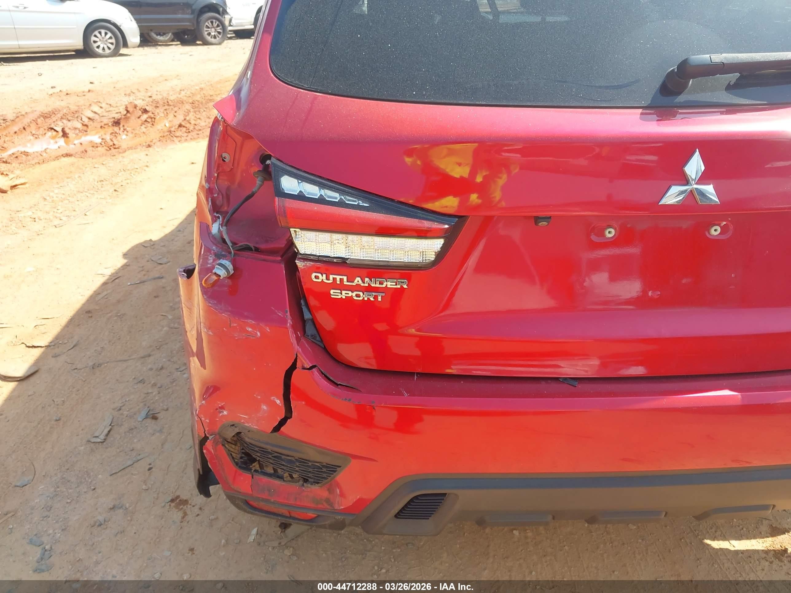 2020 Mitsubishi Outlander Sport 2.0 Be Awc/2.0 Es Awc/2.0 Se Awc/2.0 Sp Awc Красный vin: JA4AR3AU2LU010260
