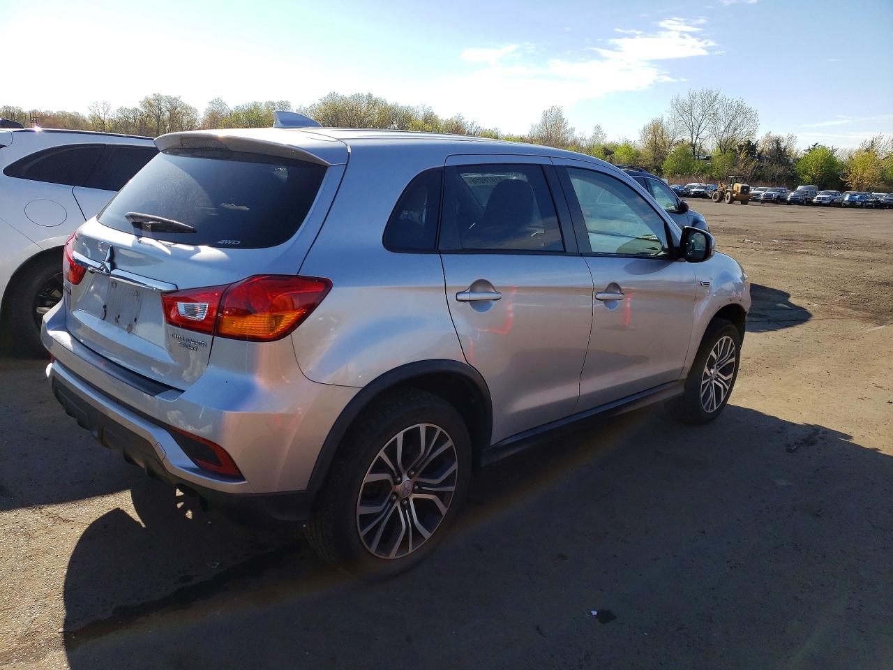 2019 Mitsubishi Outlander Sport Es Silver vin: JA4AR3AU3KU003445