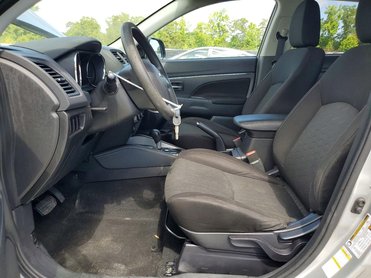 2020 Mitsubishi Outlander Sport Es Silver vin: JA4AR3AU8LU013096
