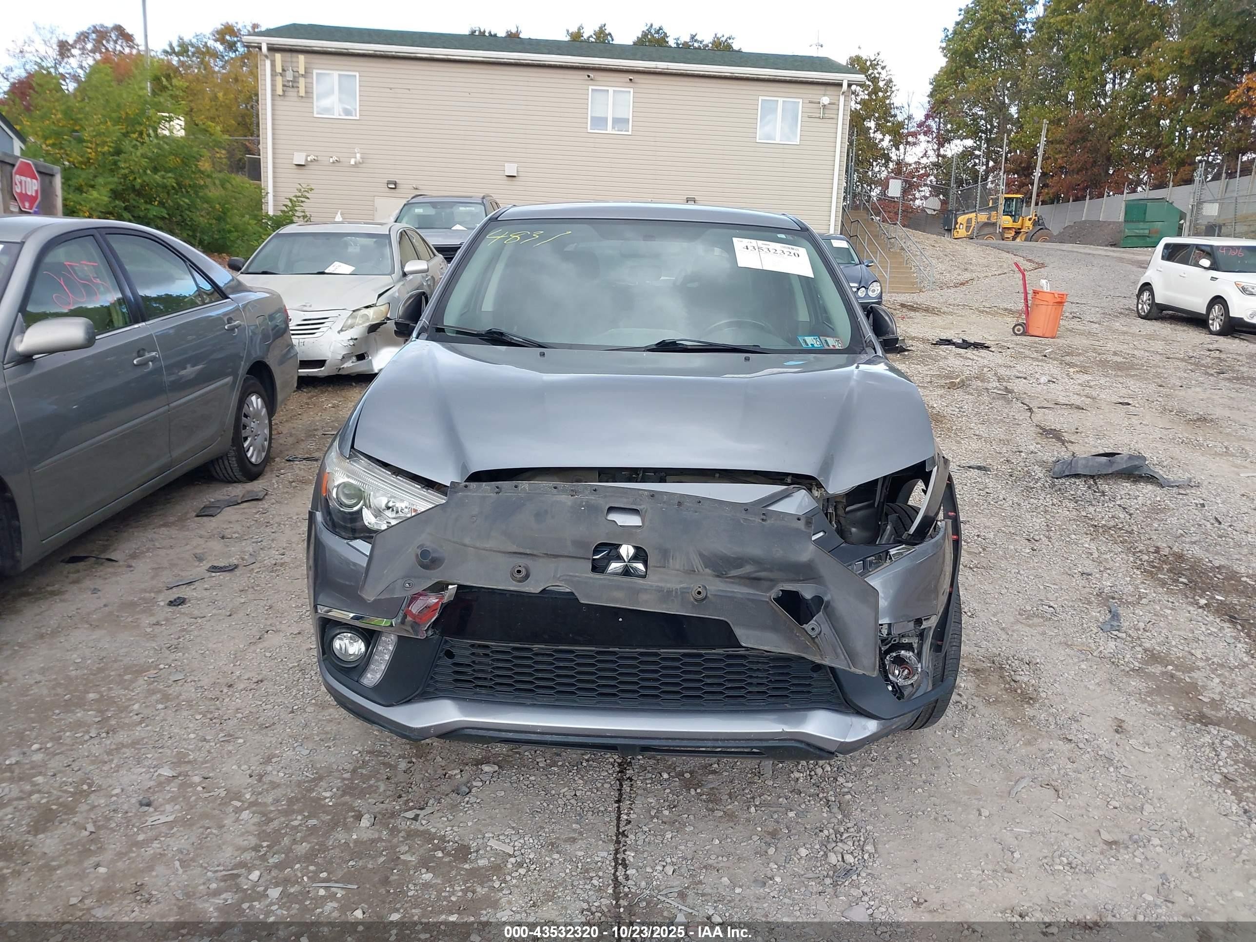 2018 Mitsubishi Outlander Sport 2.4 Se Pewter vin: JA4AR3AW5JZ034831