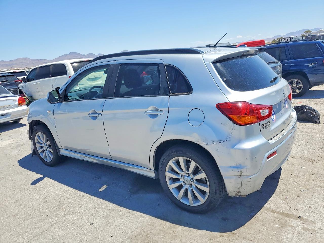 2011 Mitsubishi Outlander Sport Se Silver vin: JA4AR4AU0BZ018865