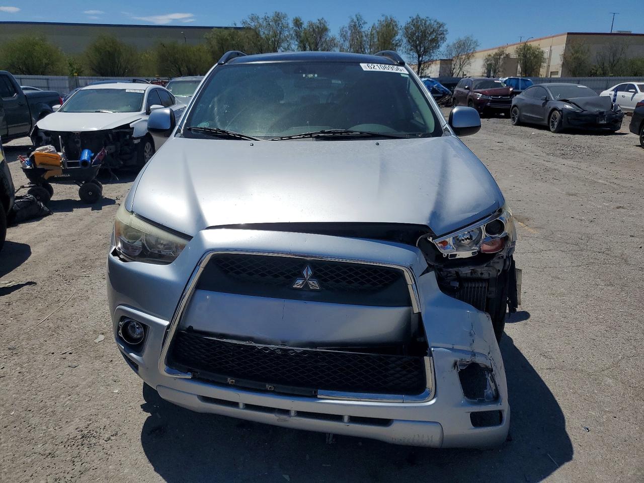 2011 Mitsubishi Outlander Sport Se Silver vin: JA4AR4AU0BZ018865