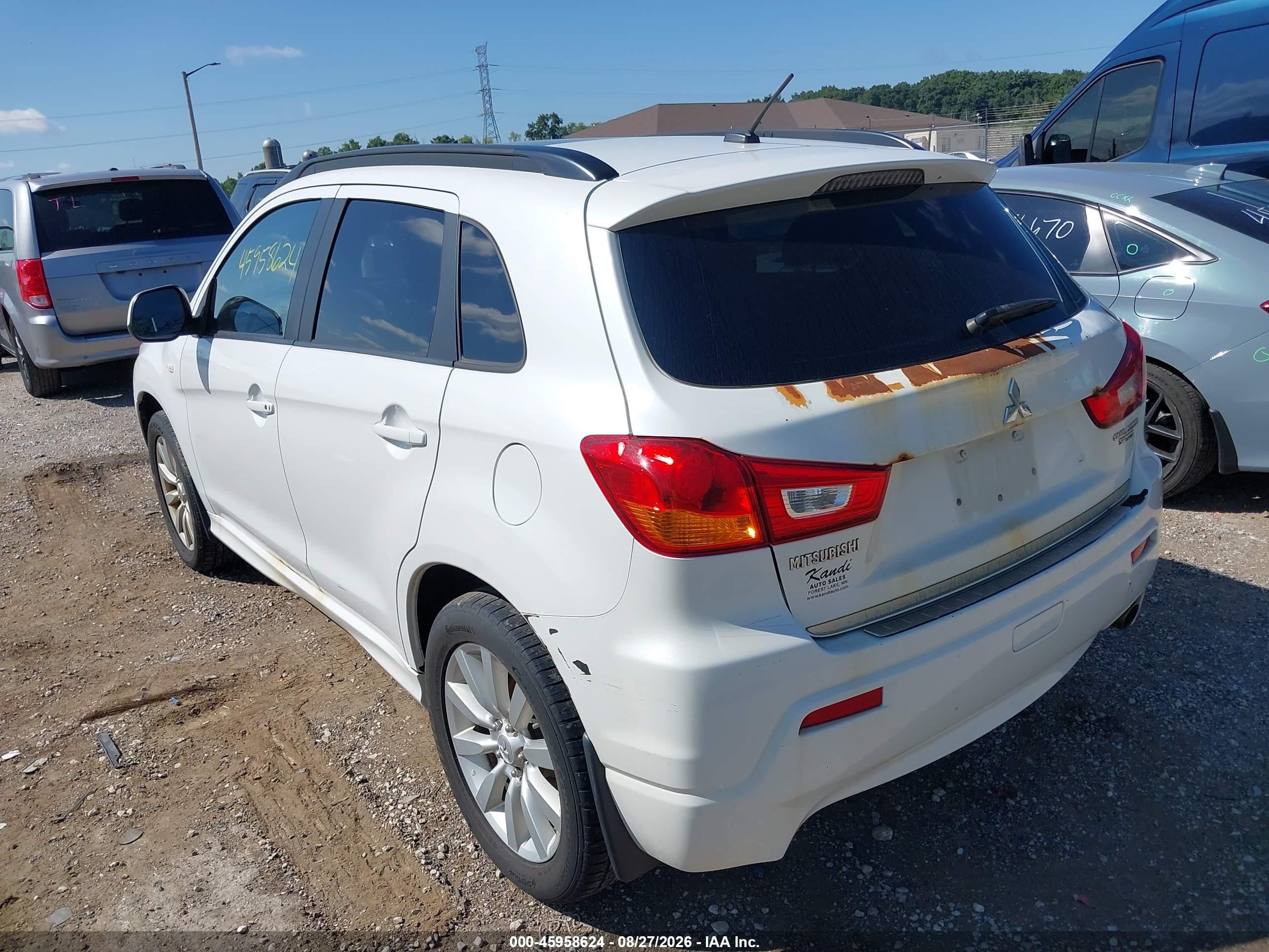 2011 Mitsubishi Outlander Sport Se White vin: JA4AR4AU3BZ009044