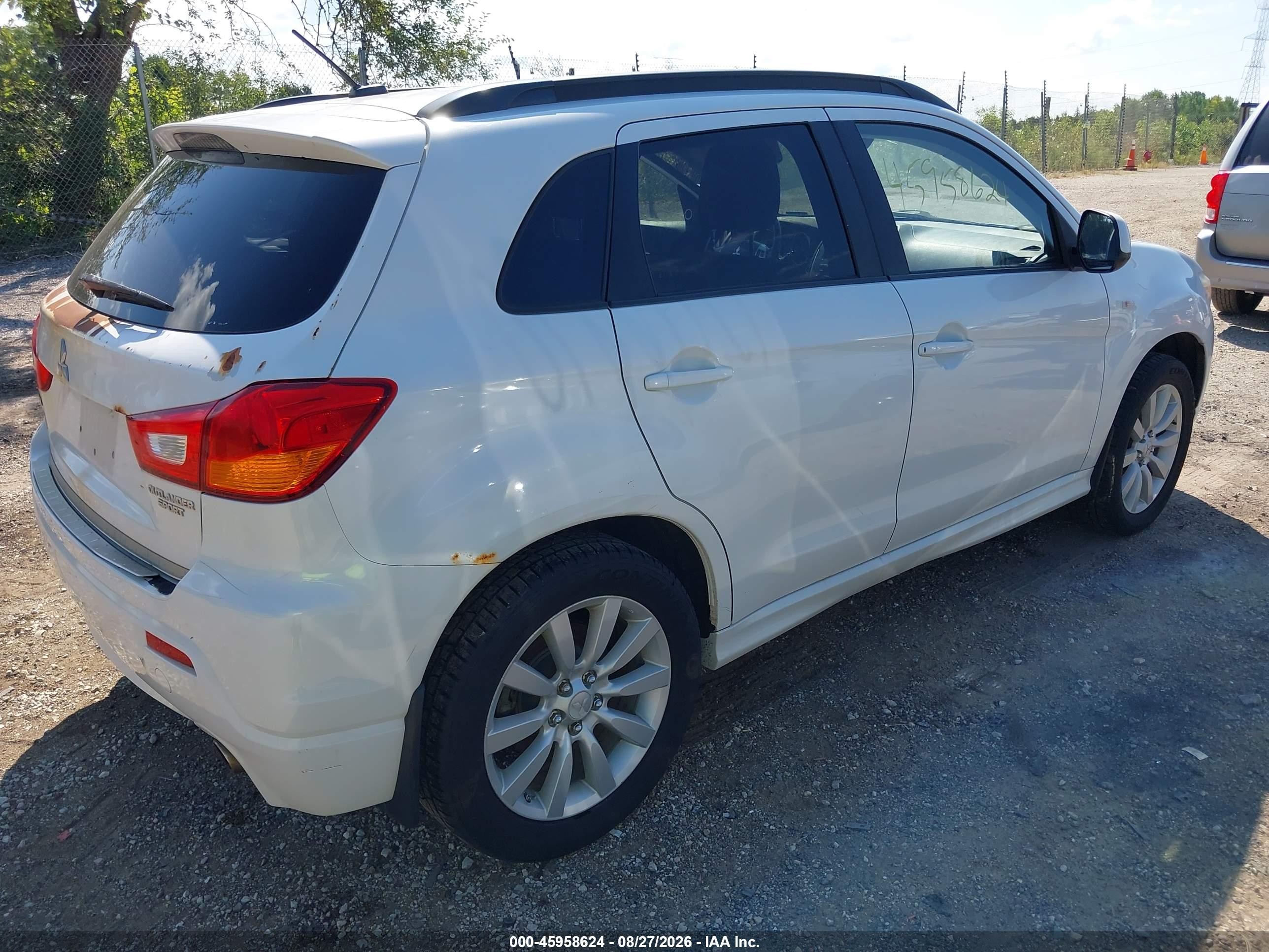 2011 Mitsubishi Outlander Sport Se White vin: JA4AR4AU3BZ009044