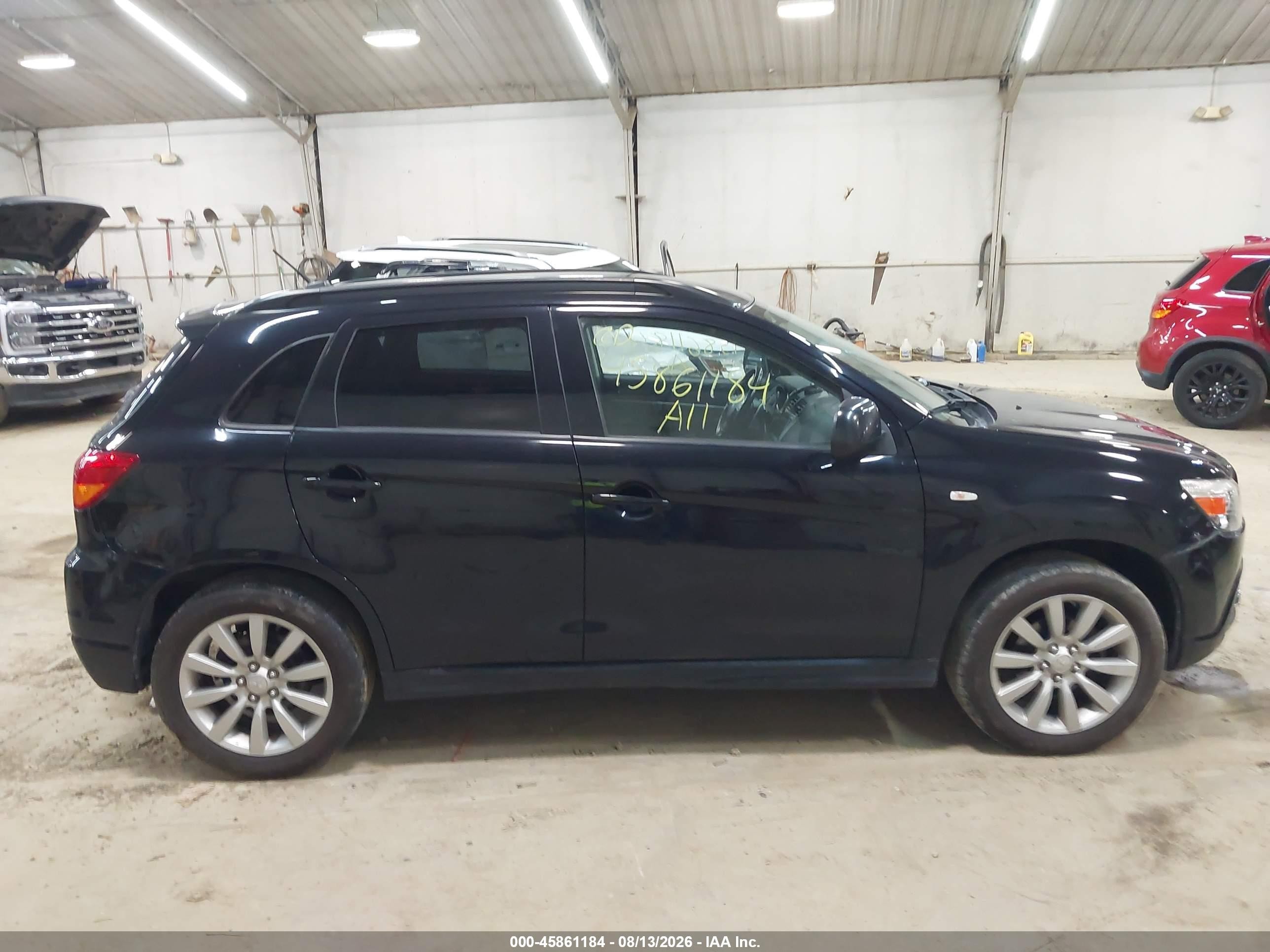 2011 Mitsubishi Outlander Sport Se Черный vin: JA4AR4AU5BZ009398