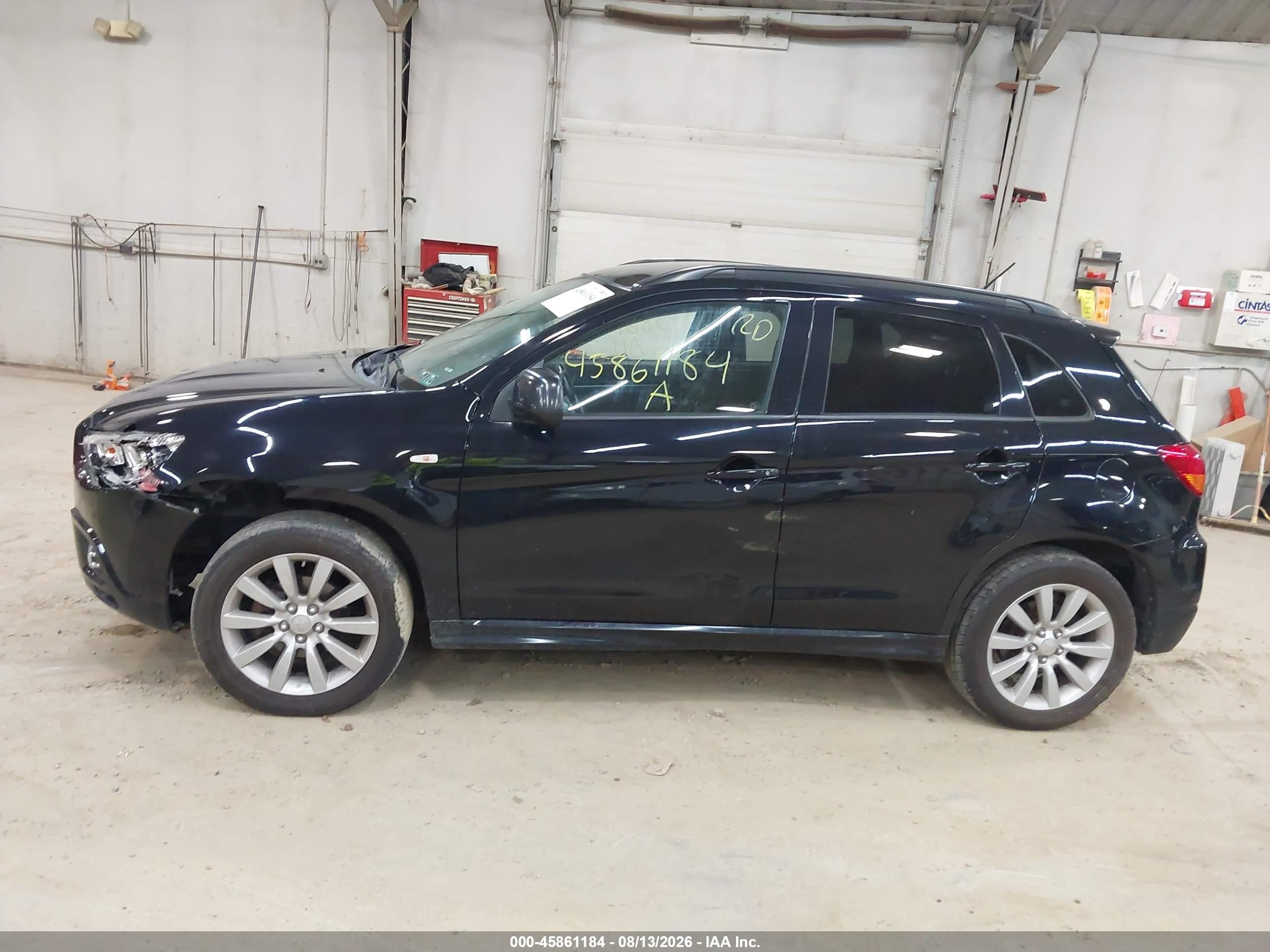 2011 Mitsubishi Outlander Sport Se Черный vin: JA4AR4AU5BZ009398