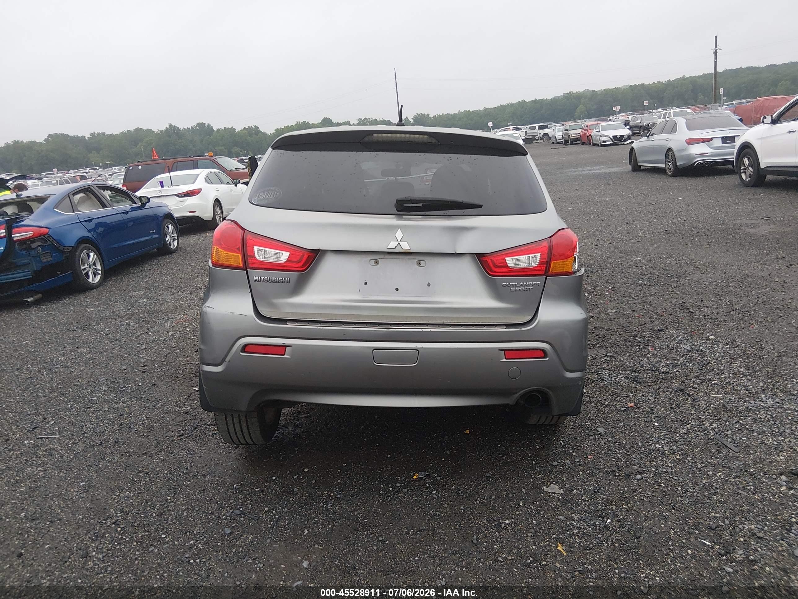 2011 Mitsubishi Outlander Sport Se Серый vin: JA4AR4AU5BZ015296