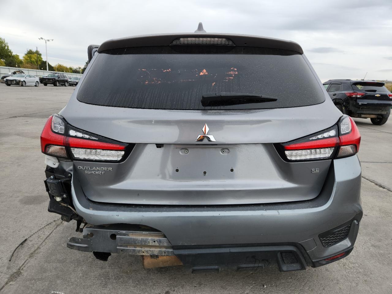 2021 Mitsubishi Outlander Sport Es Gray vin: JA4ARUAU4MU014995