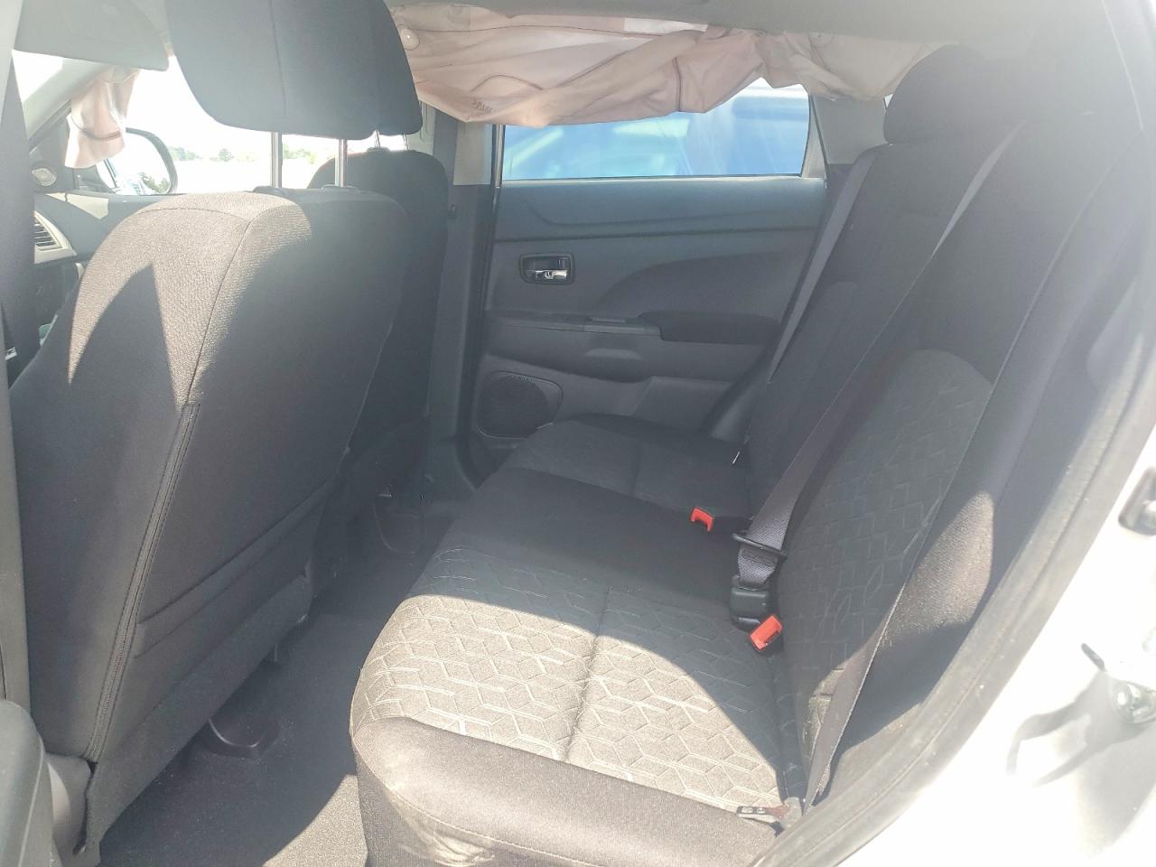 2025 Mitsubishi Outlander Sport S Silver vin: JA4ARUAU7SU014308