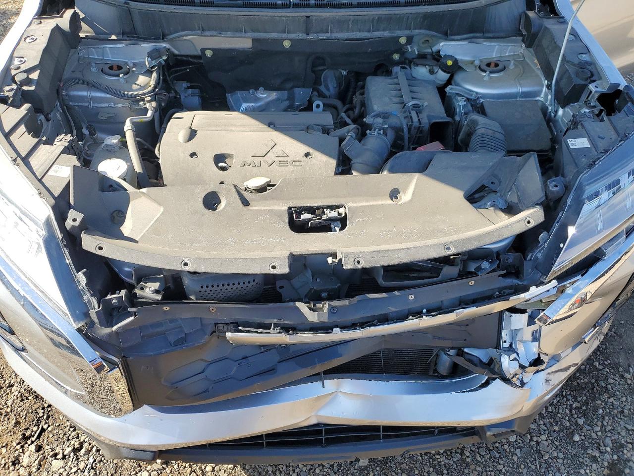 2021 Mitsubishi Outlander Sport Es Silver vin: JA4ARUAUXMU019604
