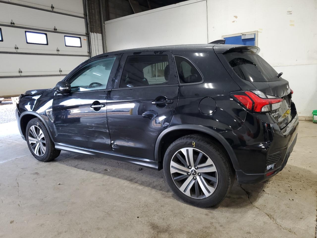 2021 Mitsubishi Outlander Sport Es Черный vin: JA4ARUAUXMU022714