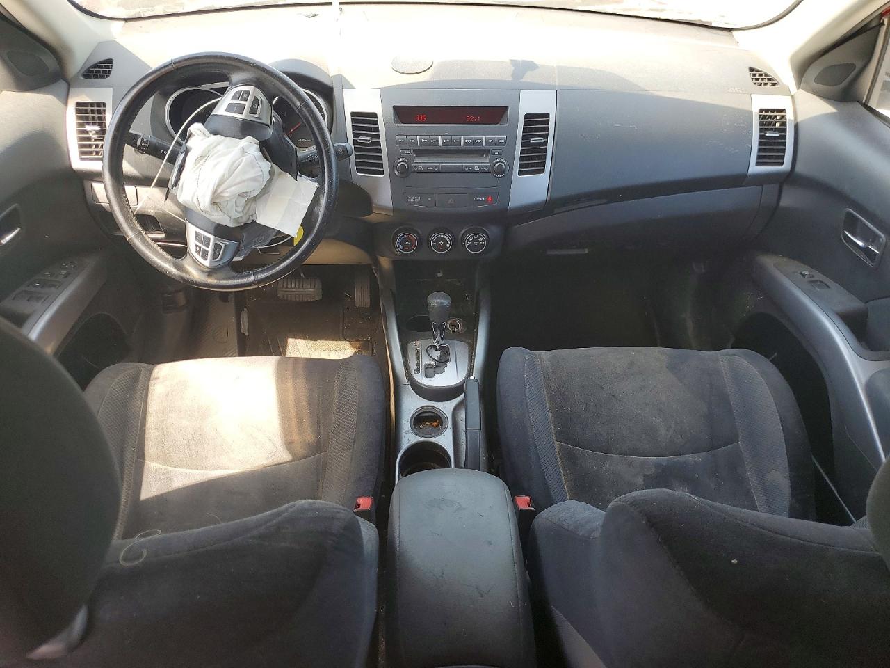 2010 Mitsubishi Outlander Es Red vin: JA4AS2AW0AZ011150