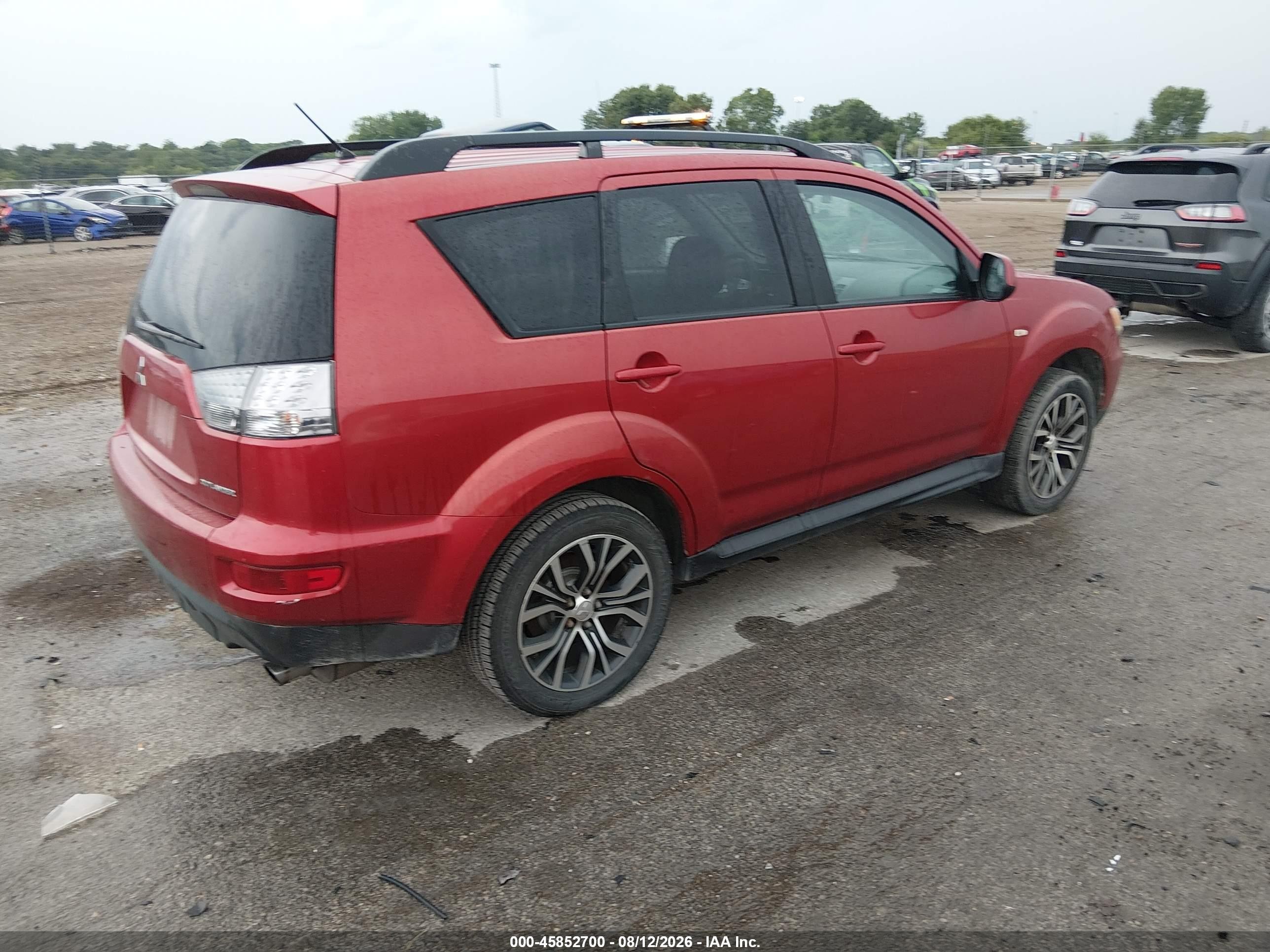2012 Mitsubishi Outlander Es Red vin: JA4AS2AW0CU006885