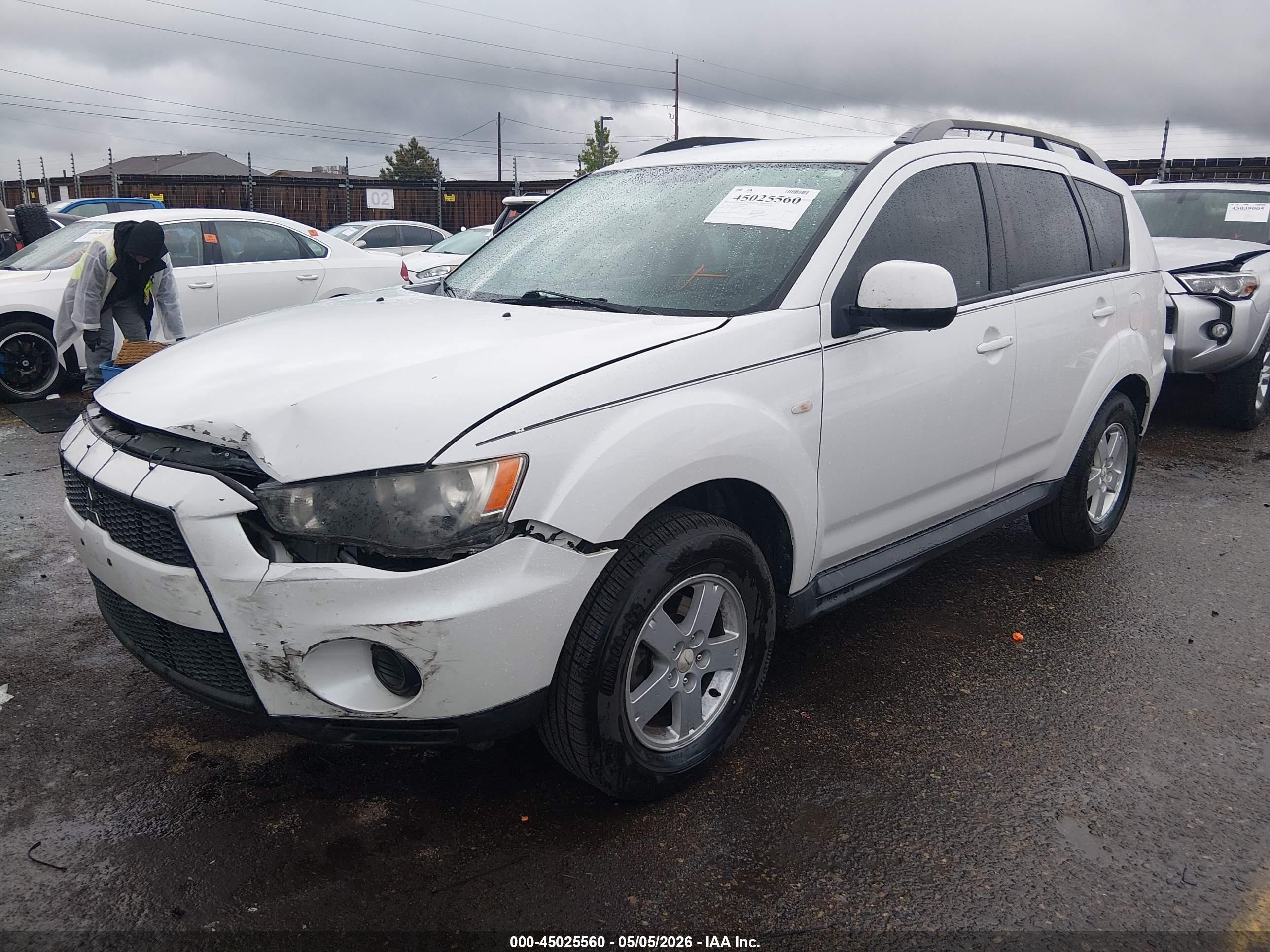 2010 Mitsubishi Outlander Es White vin: JA4AS2AW3AZ000899