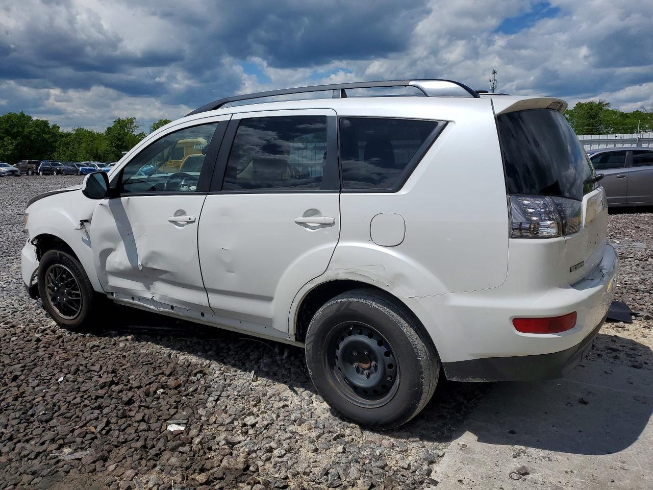 2013 Mitsubishi Outlander Es White vin: JA4AS2AW3DU004775