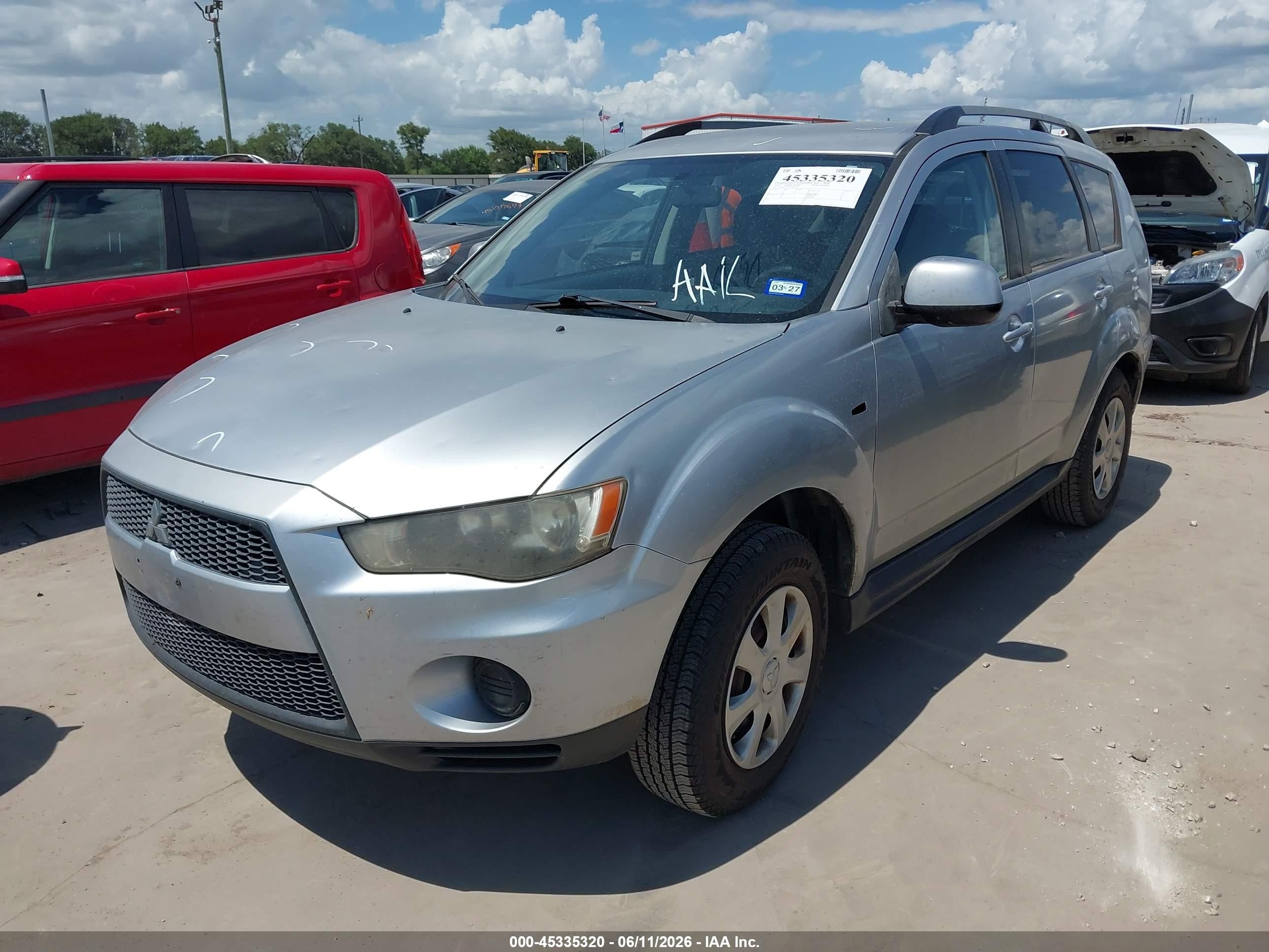 2012 Mitsubishi Outlander Es Silver vin: JA4AS2AW5CU004713