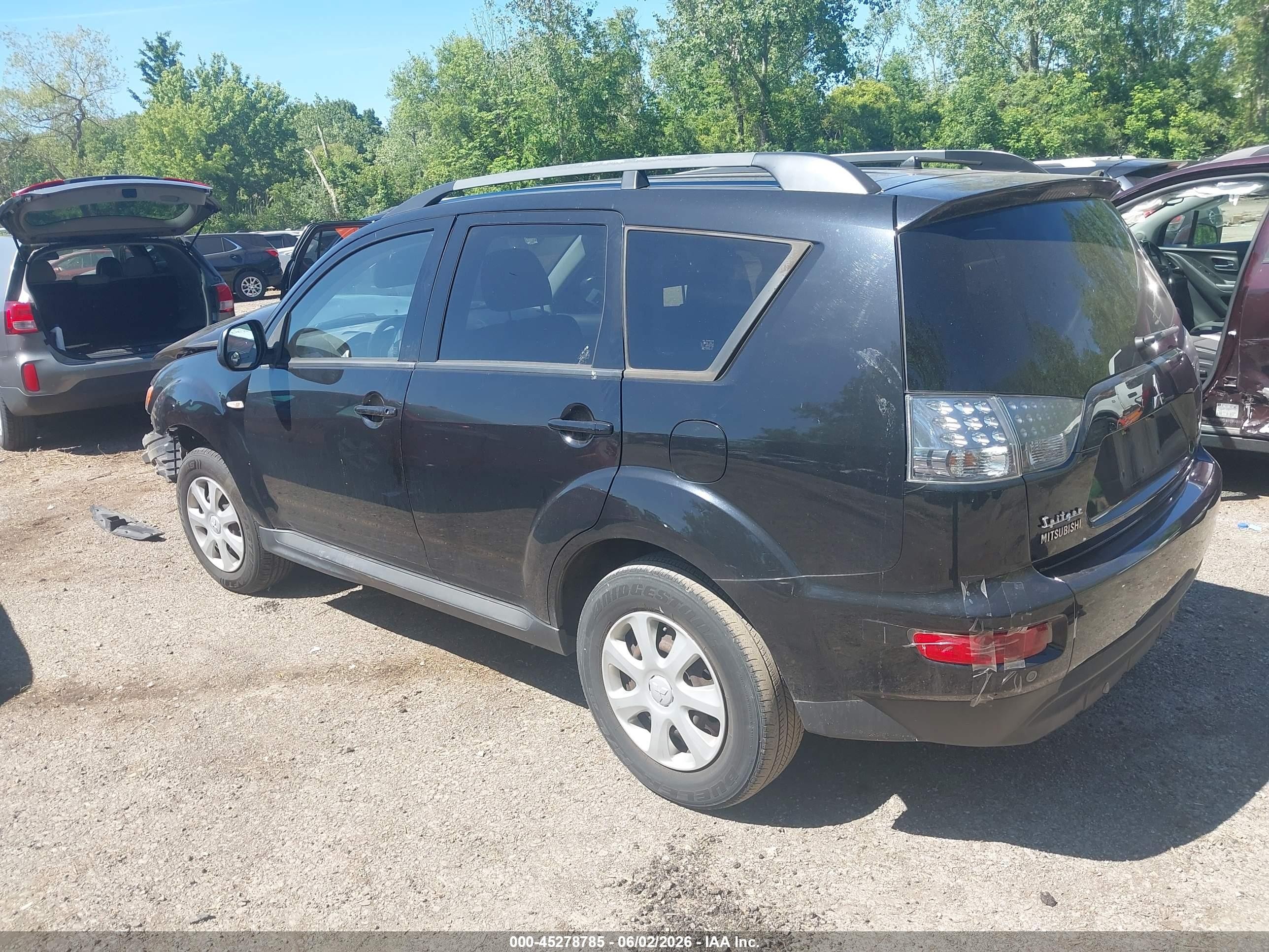 2012 Mitsubishi Outlander Es Black vin: JA4AS2AW5CU006266